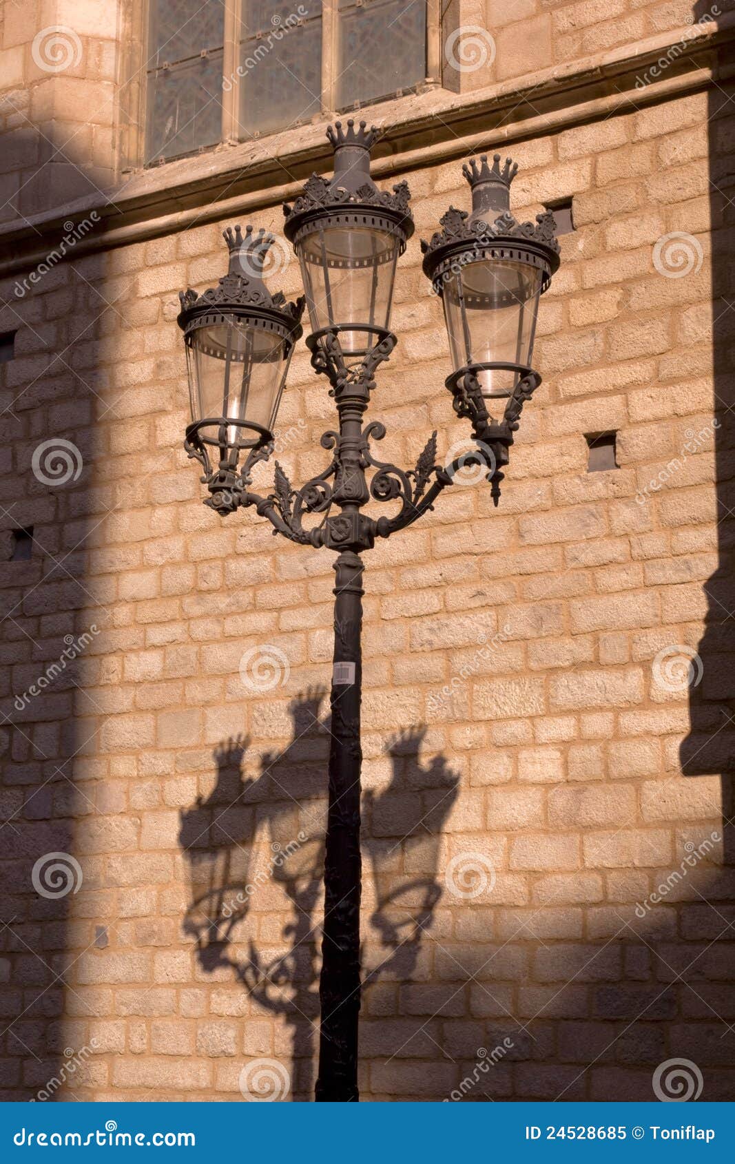 modernist lamppost