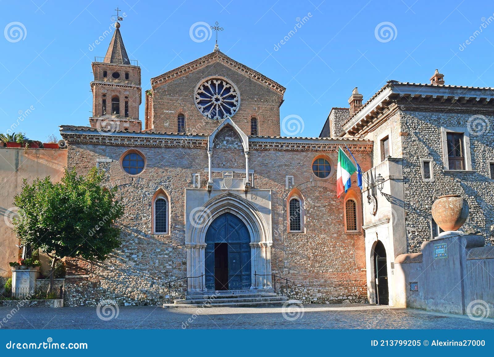 entrance to the villa d`este in tivoli, near rome