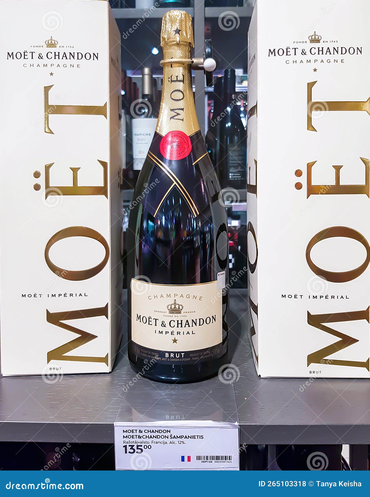 Moet Chandon Brut Stock Photos - Free & Royalty-Free Stock Photos from  Dreamstime