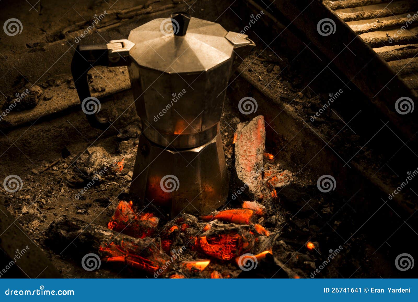 https://thumbs.dreamstime.com/z/moka-pot-hot-coals-26741641.jpg