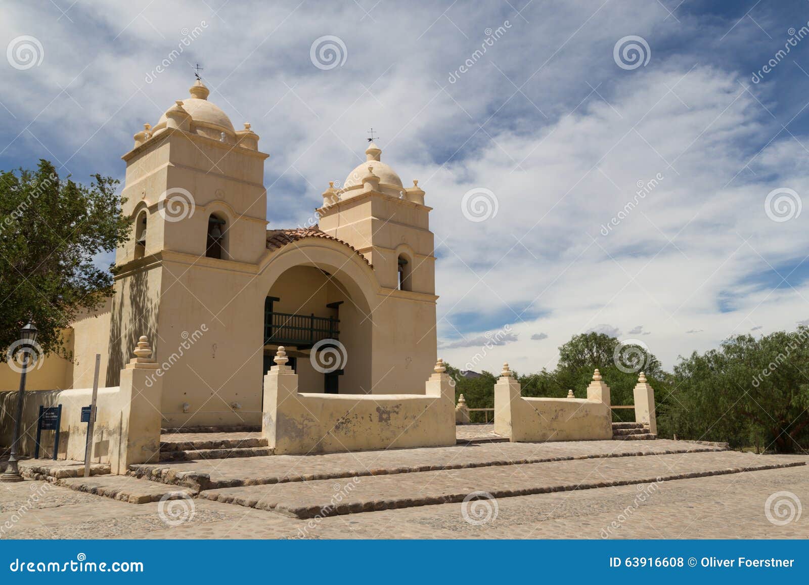 molinos church on route 40