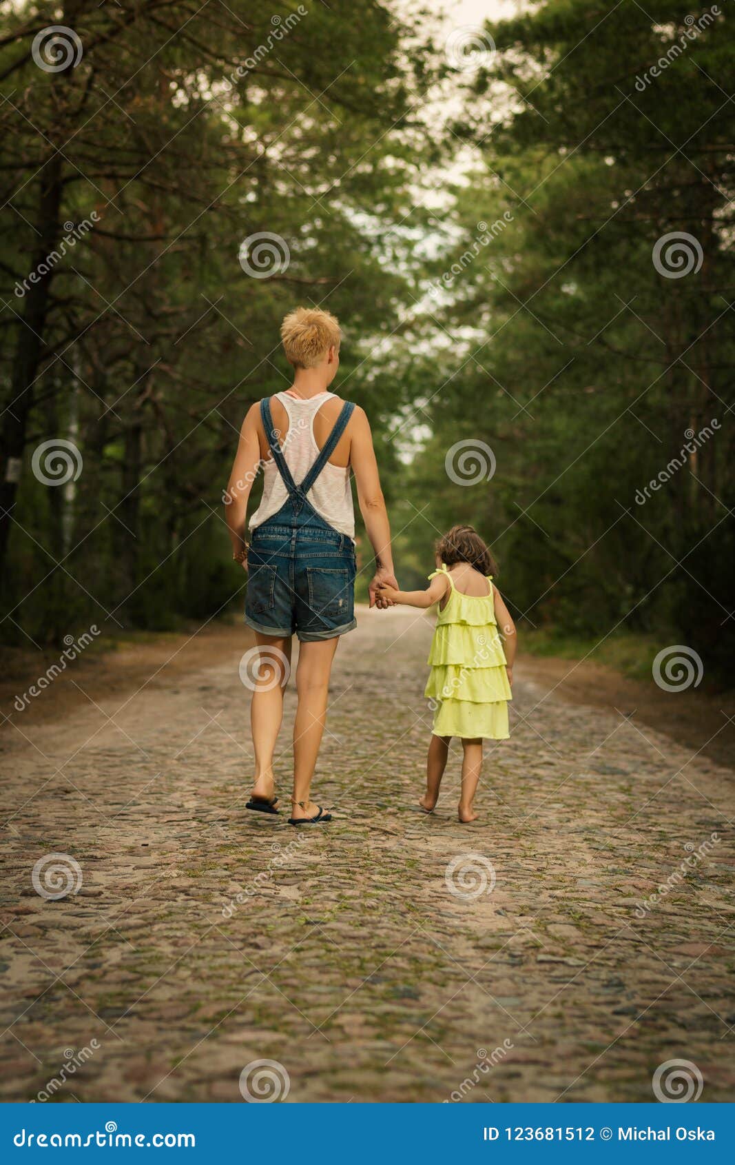 daughter of the forest book daughter of the forest book