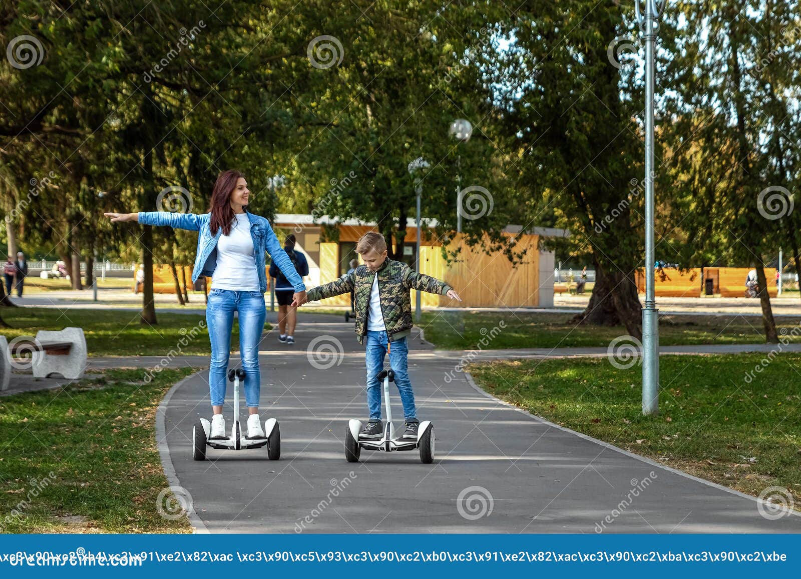 Oblongo Óxido Vacío Mom and Son Ride a Hoverboard in the Park, a Self-balancing Scooter. Active  Lifestyle Time with Baby Technology Future Stock Image - Image of girl,  lifestyle: 158661885