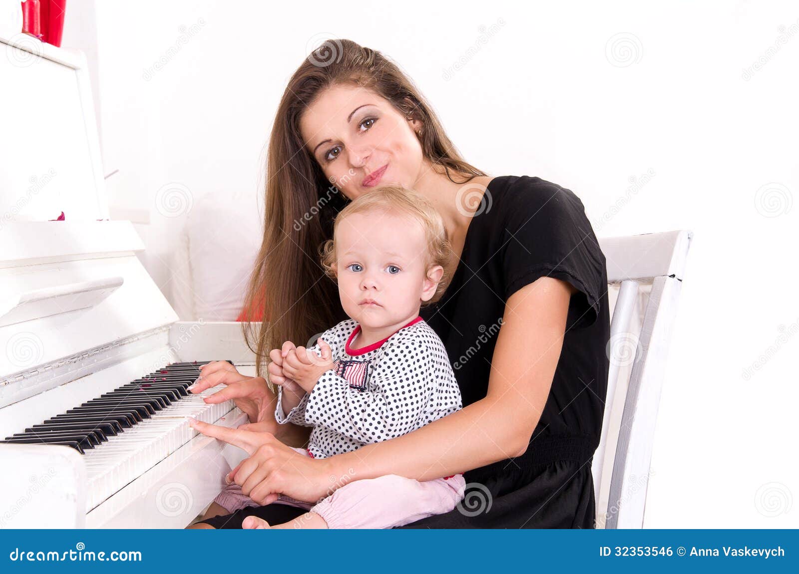 Moms teaching daughter