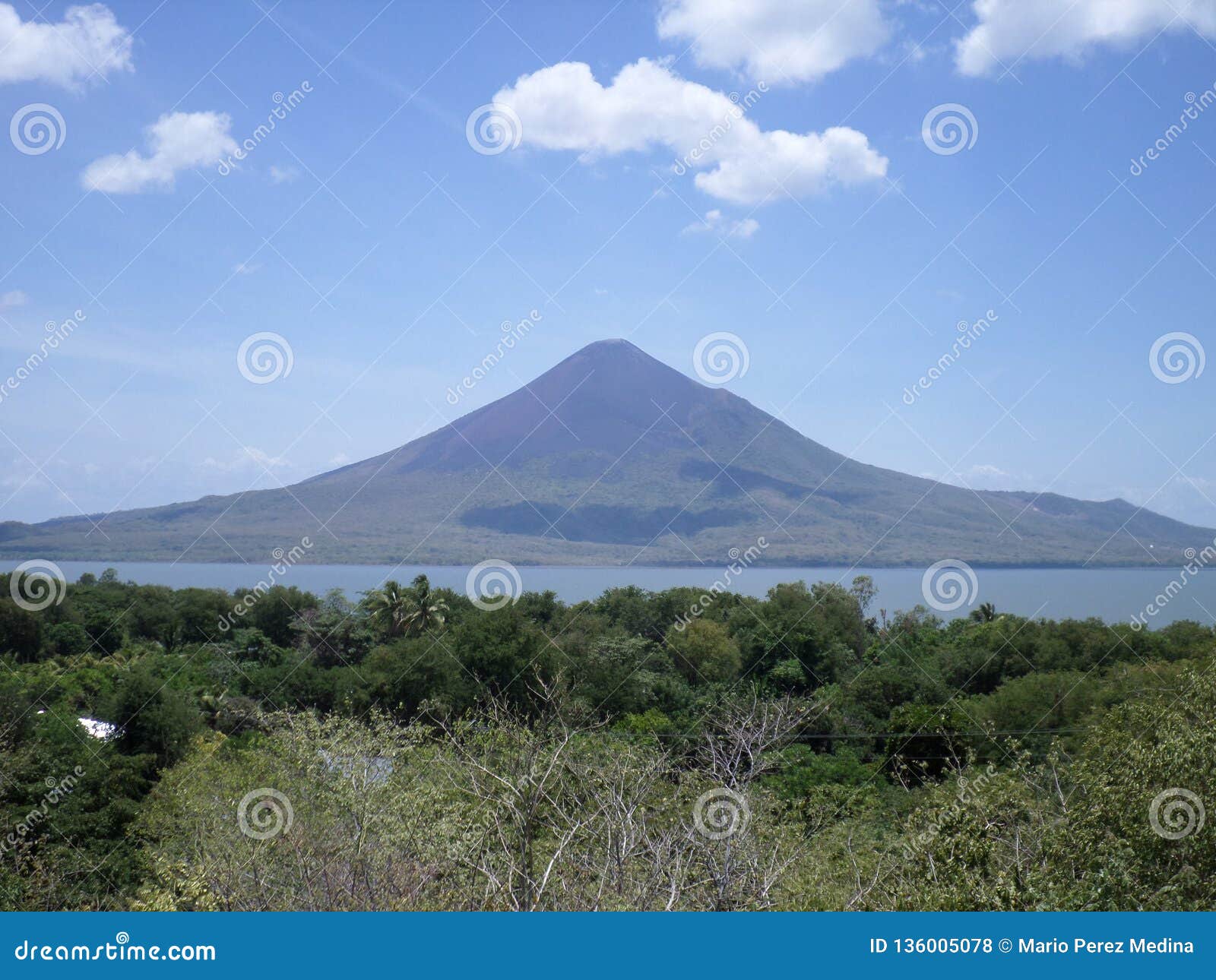 momotombo volcano, nicaragua