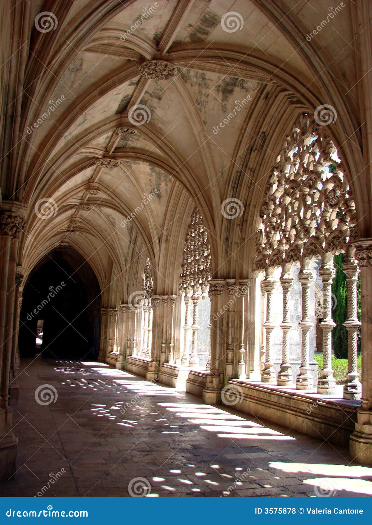 monastery of batalha, cloister