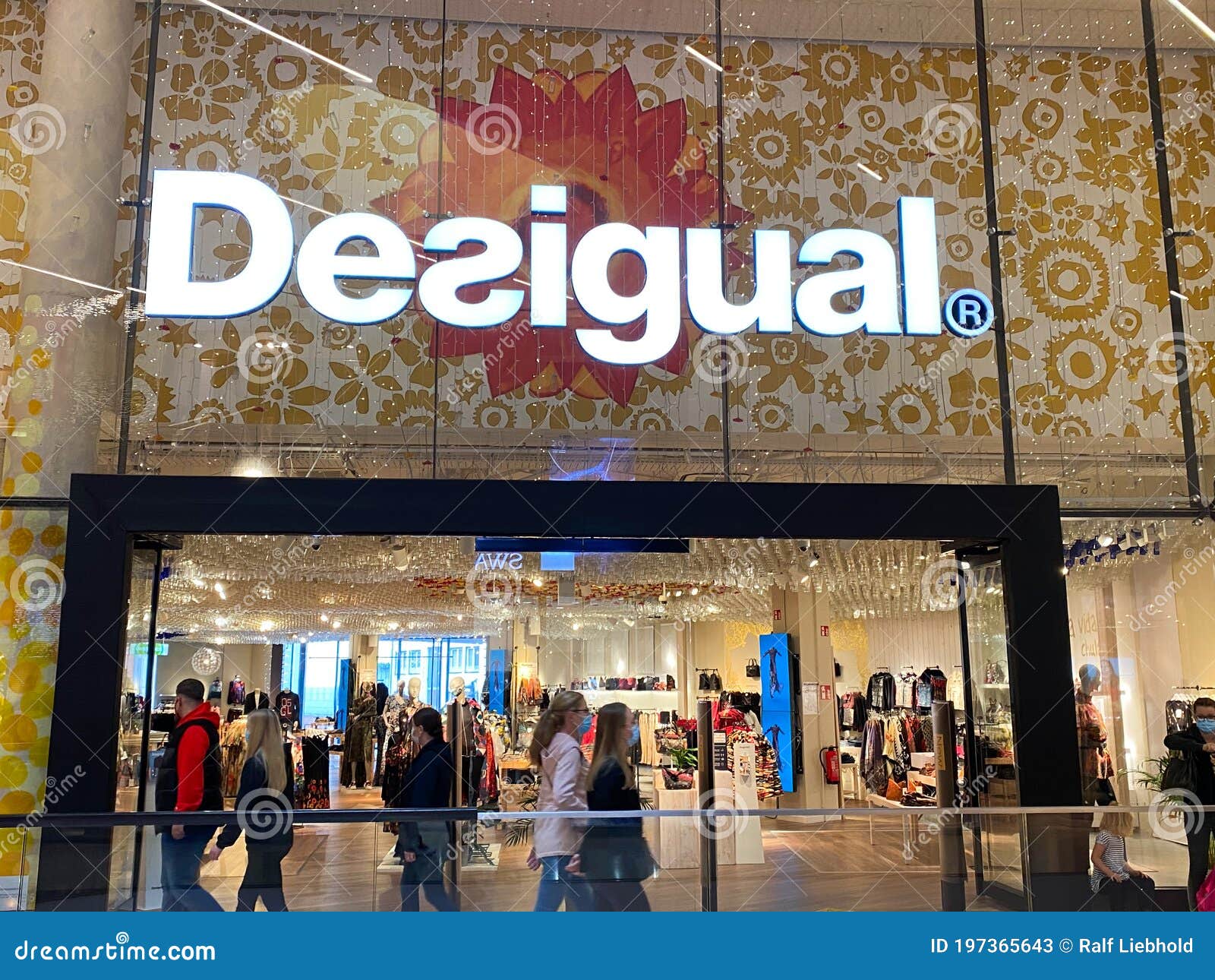 View on Desigual Fashion Label Store Front Inside Minto Shopping Mall Editorial Stock Photo - Image of people, 197365643