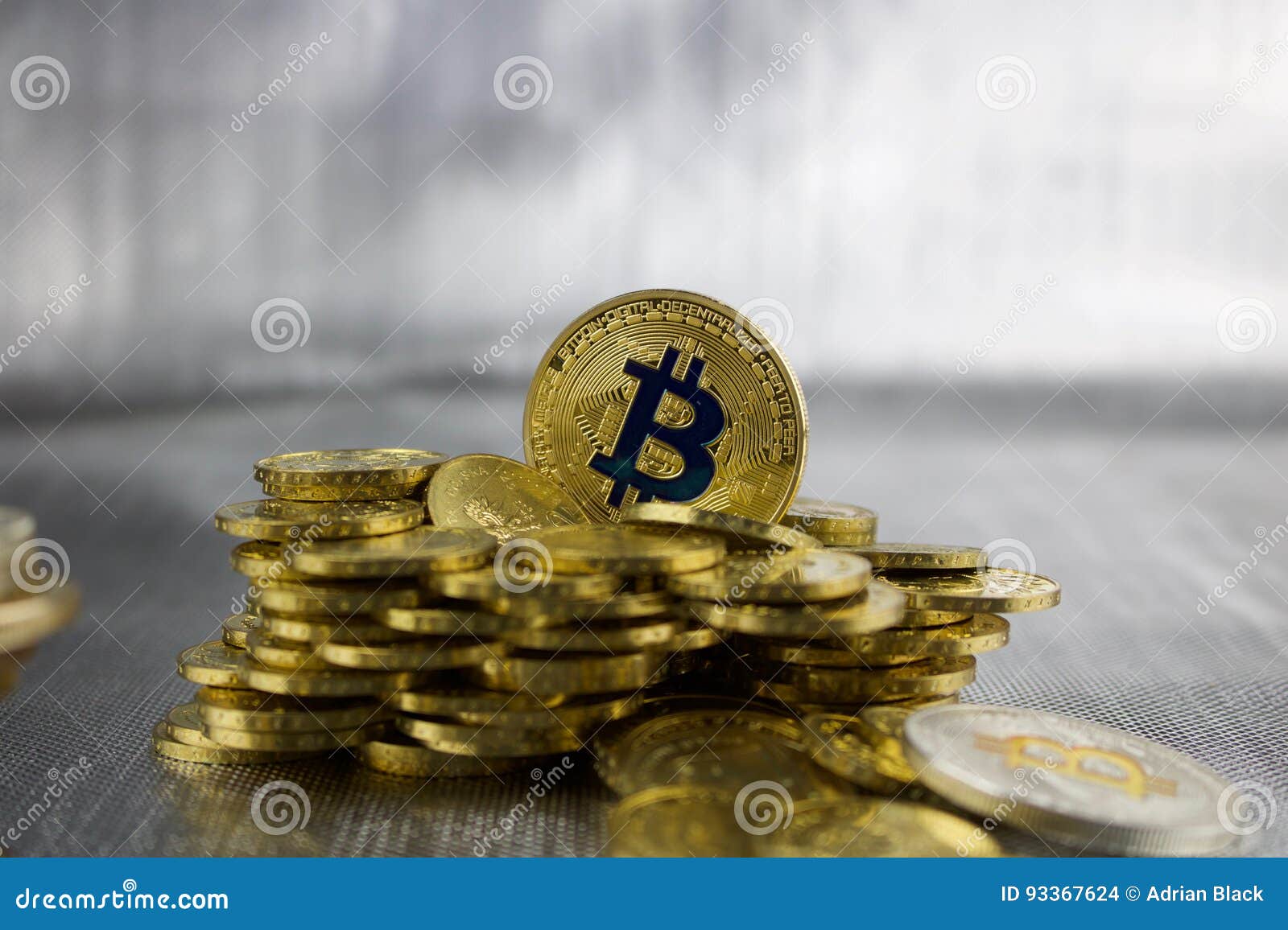 Moneta Bitcoin Placcata Oro Moneta Collezione Bitcoin Placcata Oro - 40mm,  2012, Commemorativa, Alto Rilievo, UK Stock Token Bitcoin Souvenir