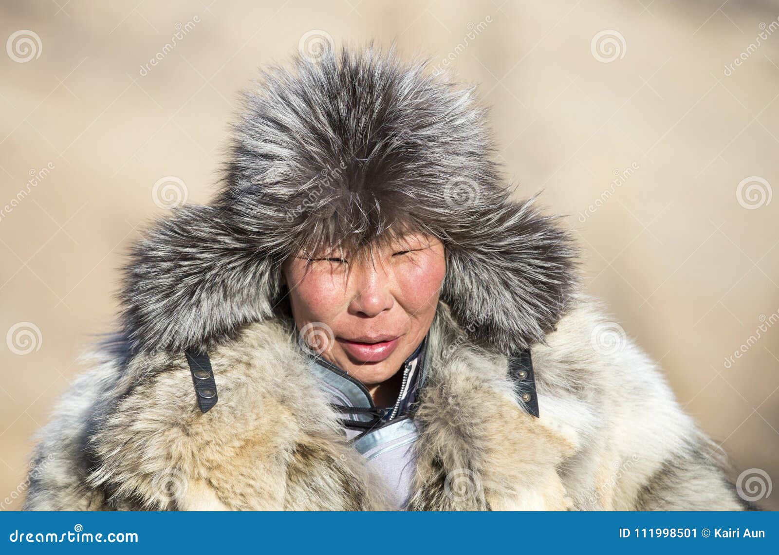 Source Wholesale Denim Coat Women Mongolian Lamb Fur Lined Denim Parka  Jacket on m.alibaba.com