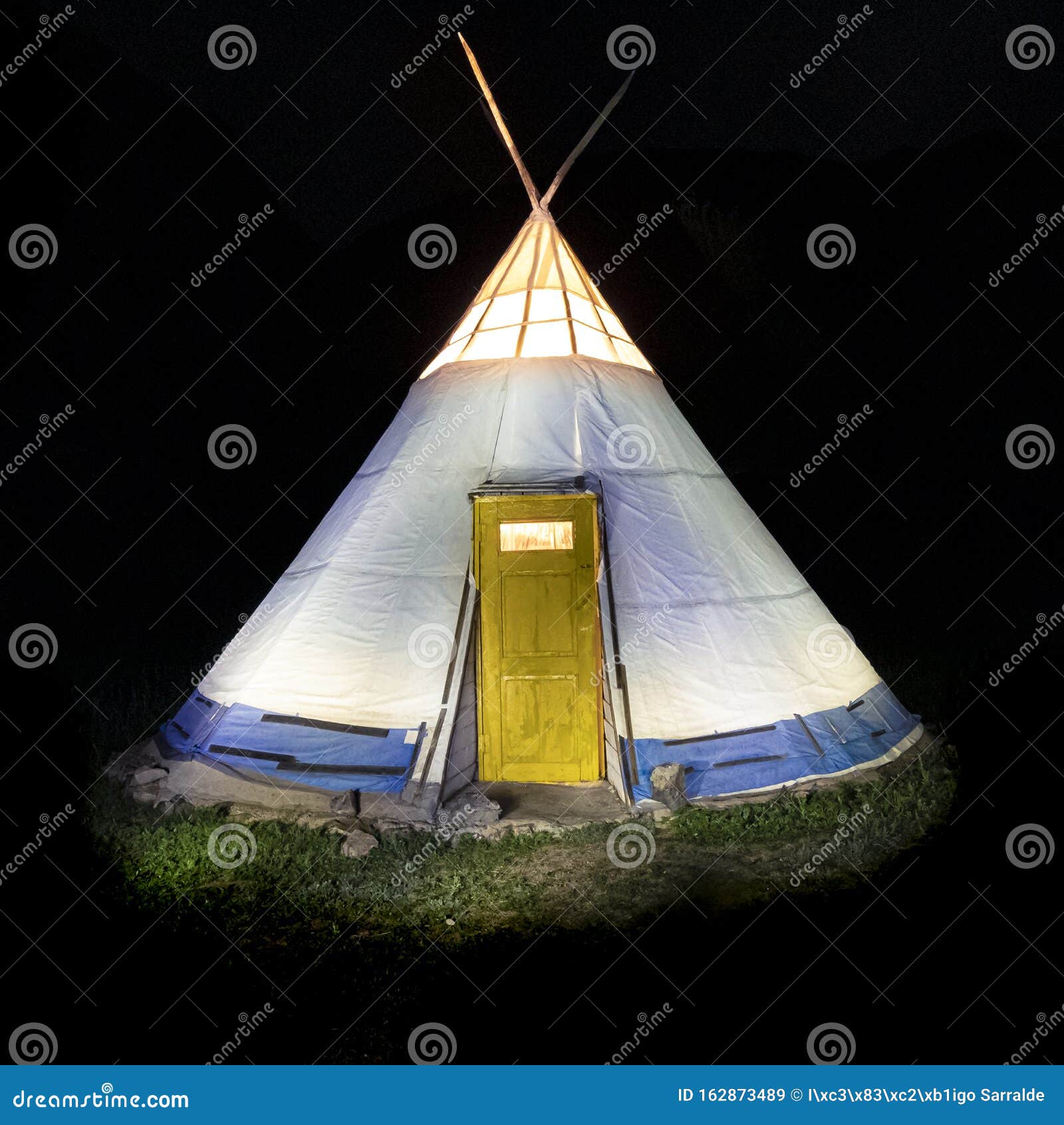 All 93+ Images mongolian teepee in the middle of nowhere Latest