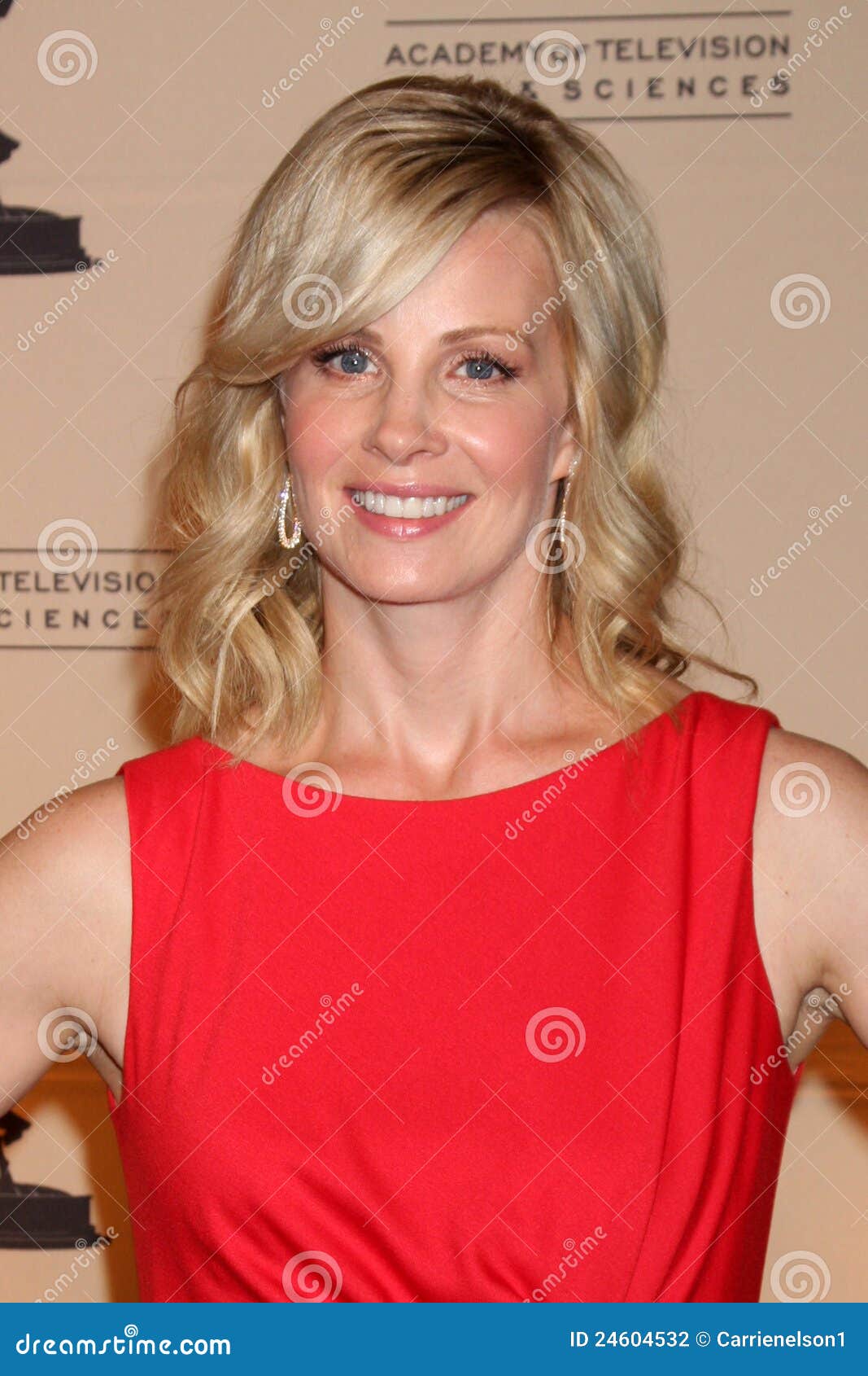Monica Potter editorial photography. Image of angeles - 24604532