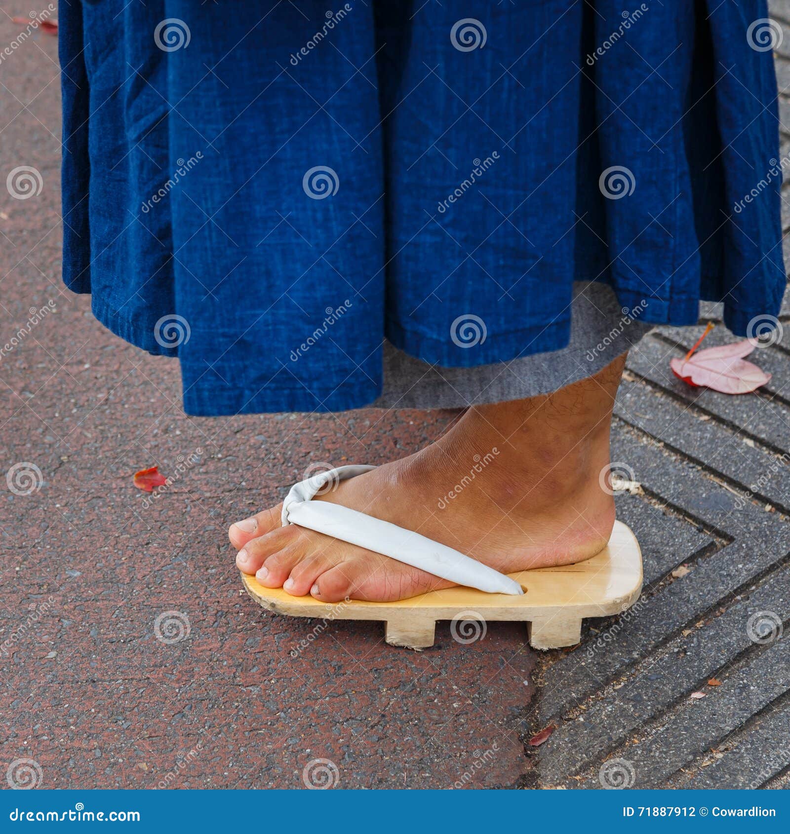 sandalias de monje
