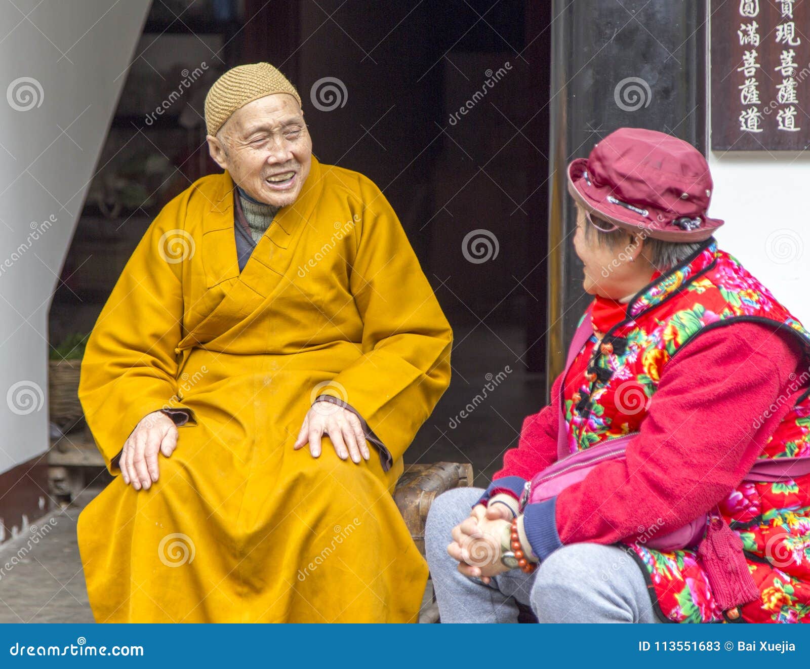 Monk Having A Talk With The Believer In The Templechengduchina 