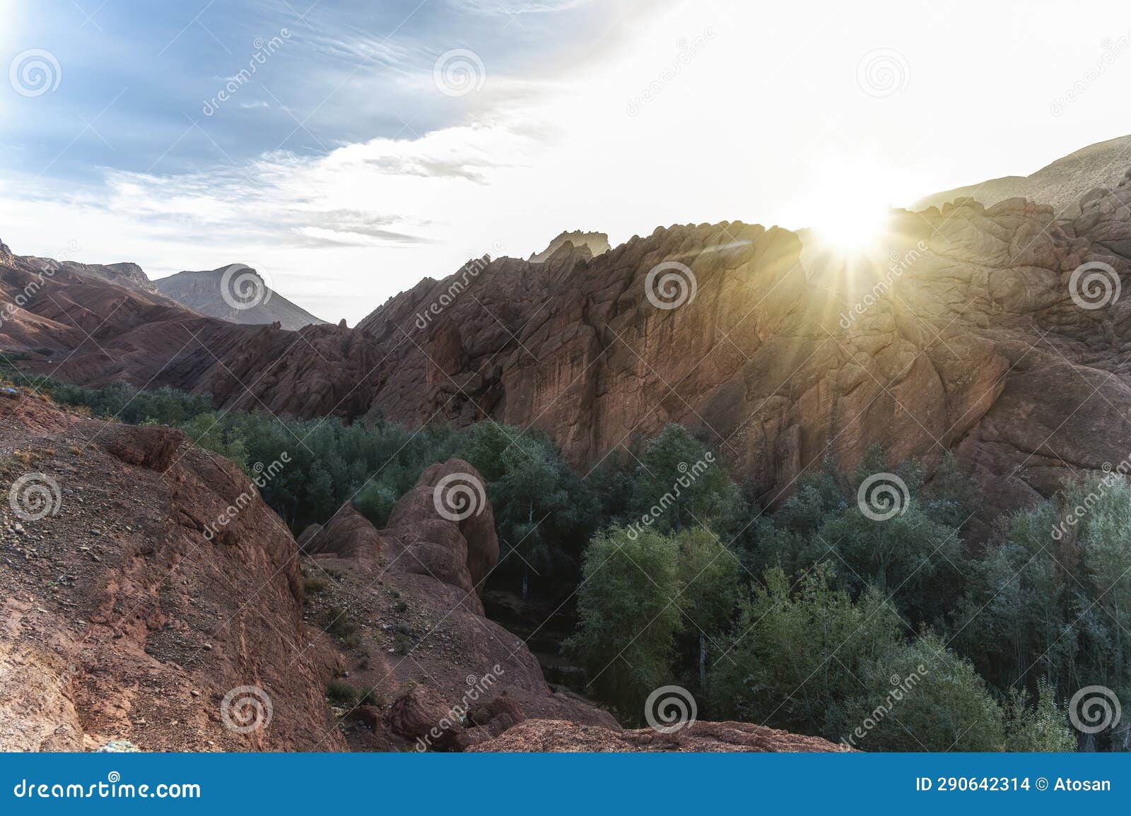 the monkey's fingers (doigts de singes), rock formations, high atlas mountains, morocco