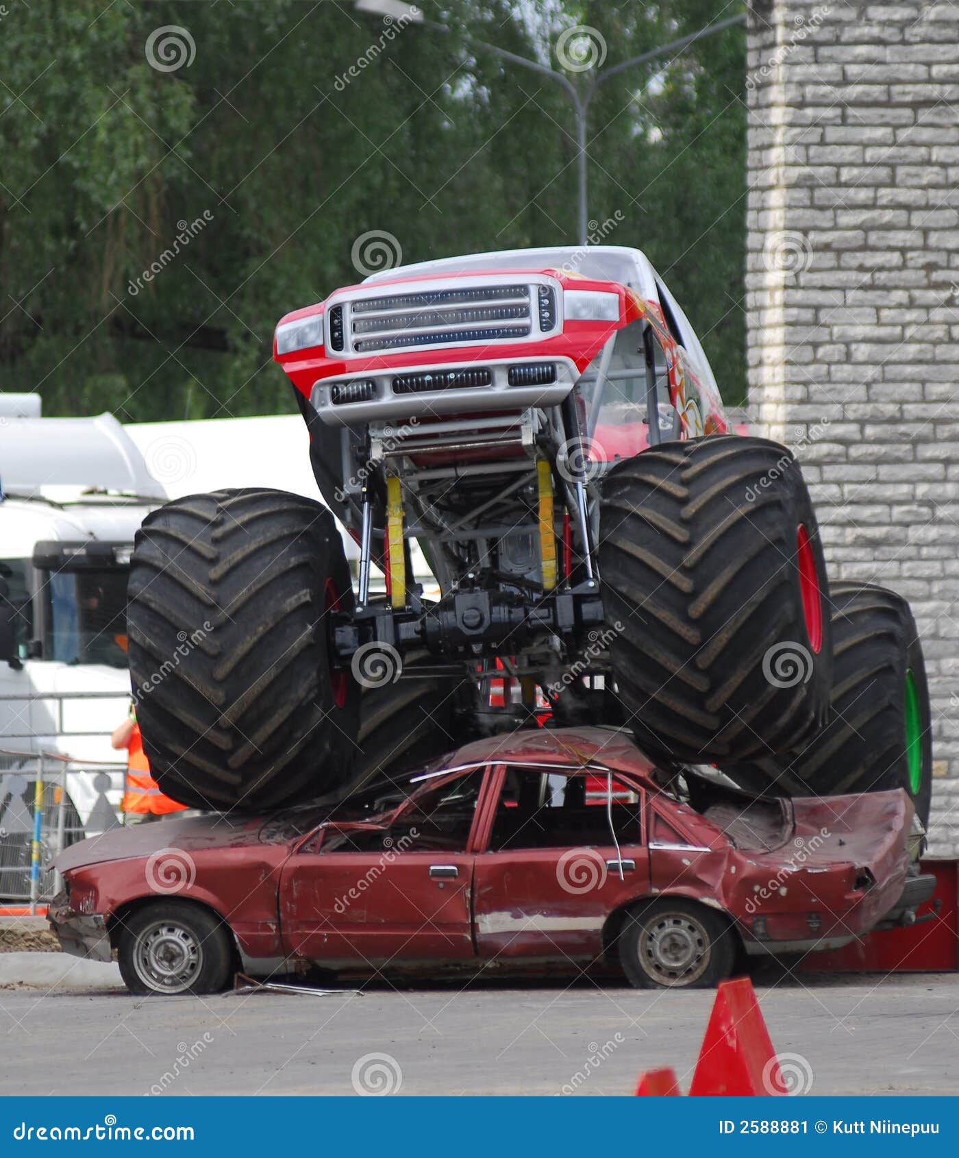 monster truck