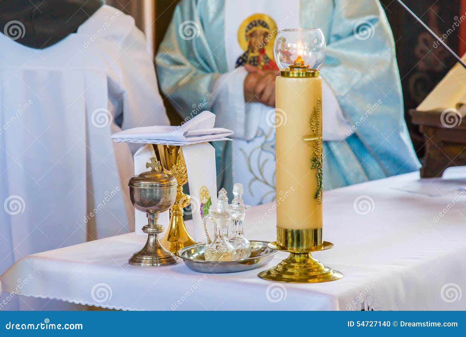 Monstrance - Liturgical Vessels Stock Photo - Image of holy, eucharist ...