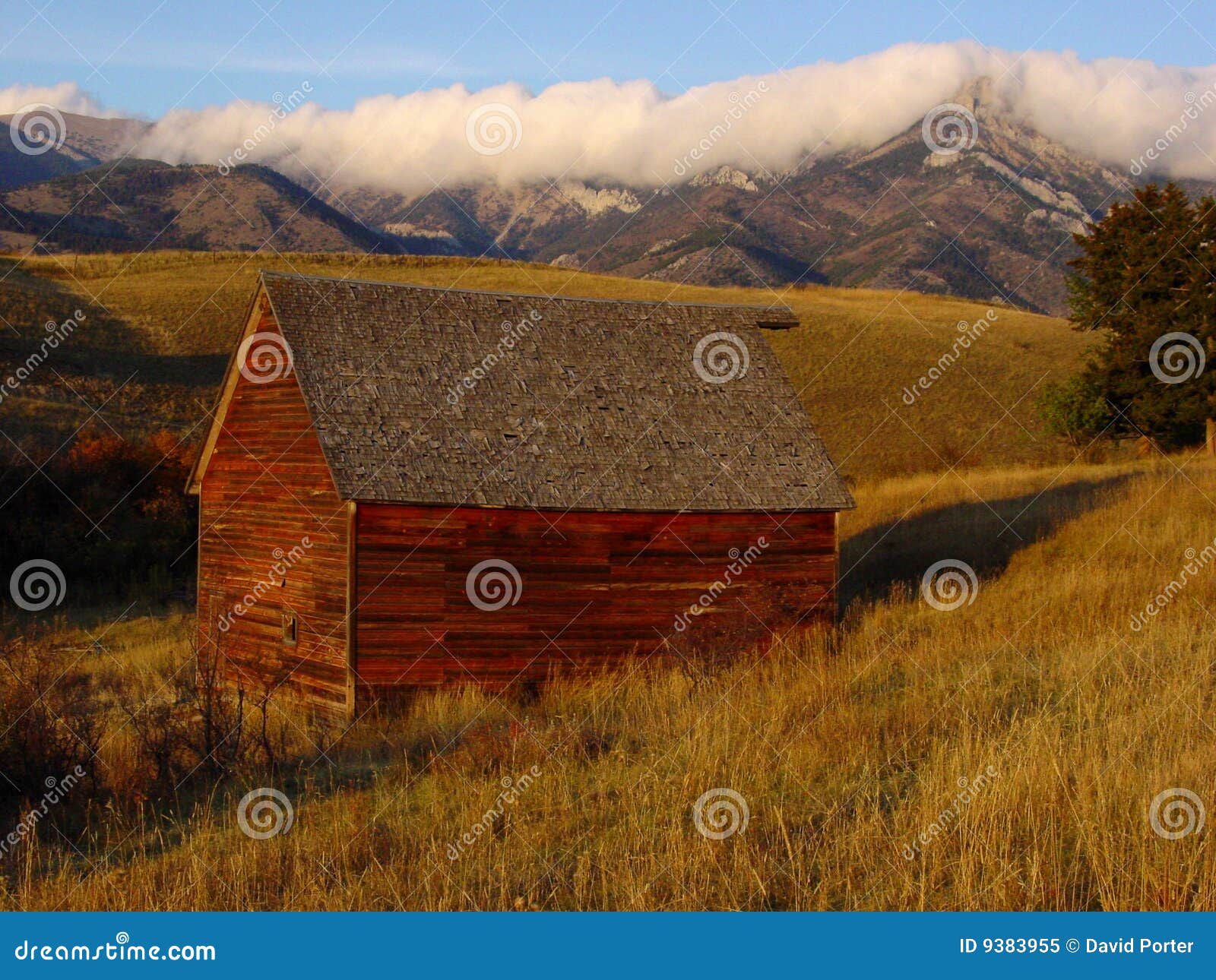 Montana Barn stock image. Image of barn, bridgers, montana 9383955