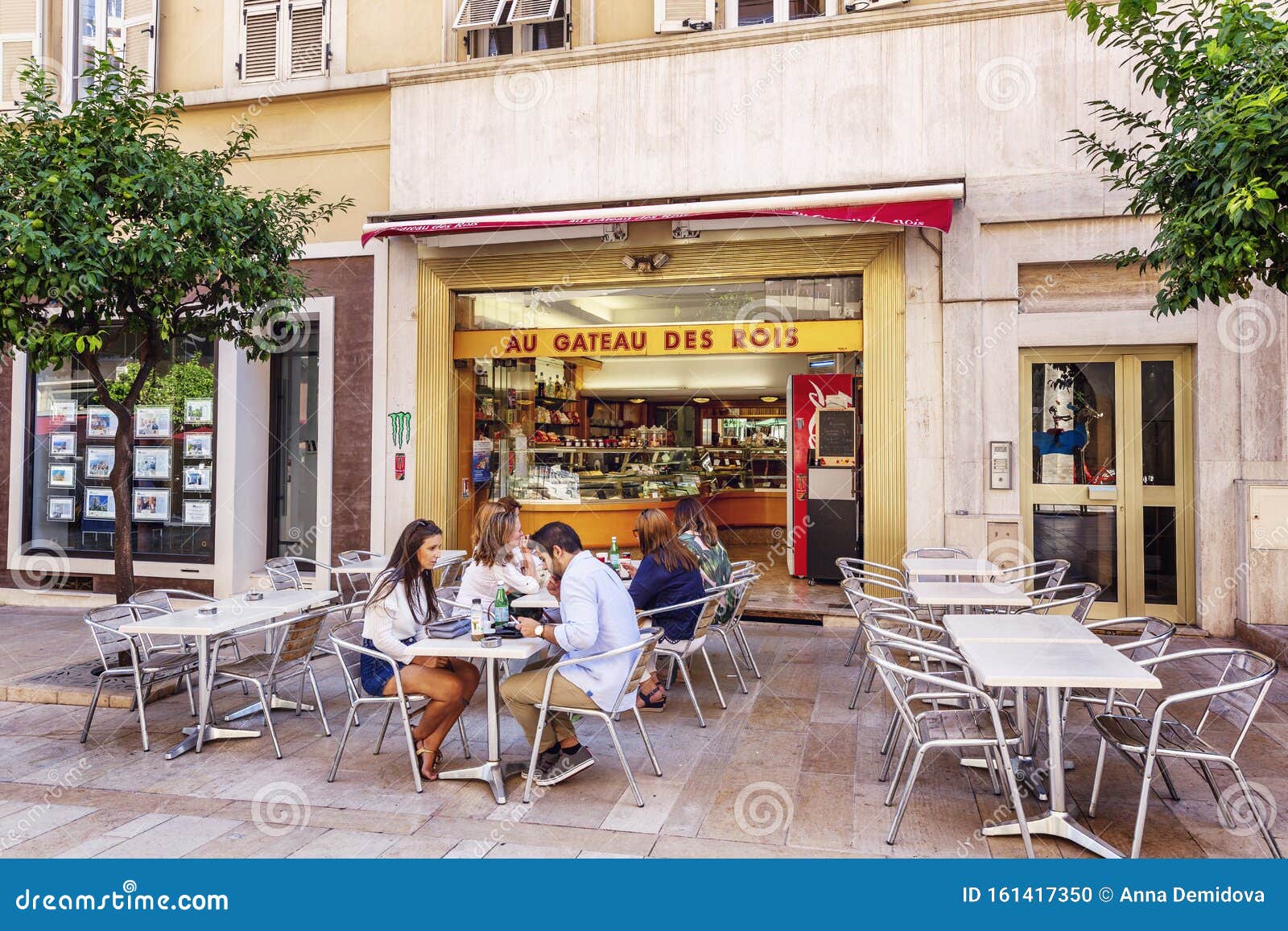 Monte Carlo Monaco 10 05 19 People Chat And Have Lunch In A City Street Cafe Editorial Image Image Of Luxury Building Monte Carlo Monaco 10 05 19 People Chat And Have Lunch In A City Street Cafe Editorial Image Image Of Luxury Building