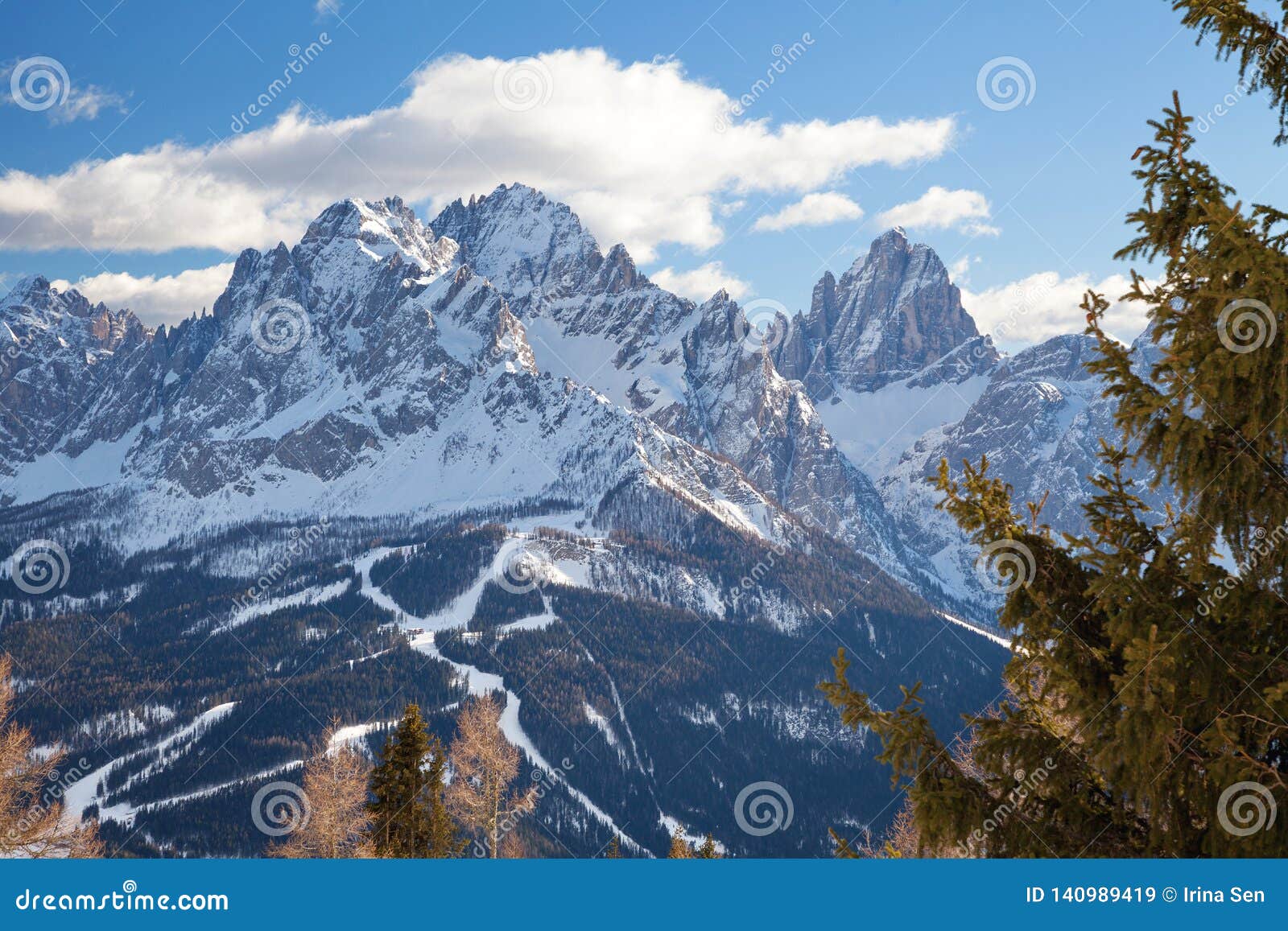 Monte Elmo, Italy - Mountain Skiing and Snowboarding. Sexten Sesto, Trentino-Alto Adige, Puster Valley Alta Pusteria Stock Image - Image of beautiful, mountains: 140989419