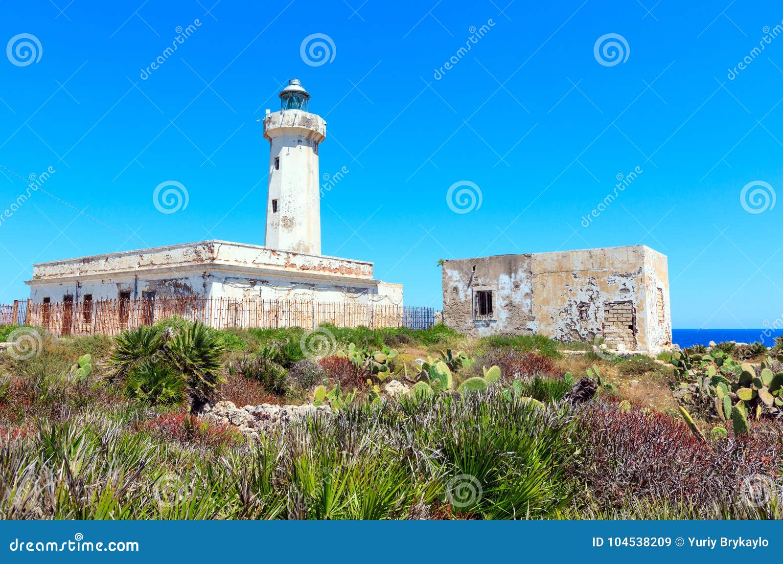 capo murro di porco lighthouse, syracuse, sicily, italy