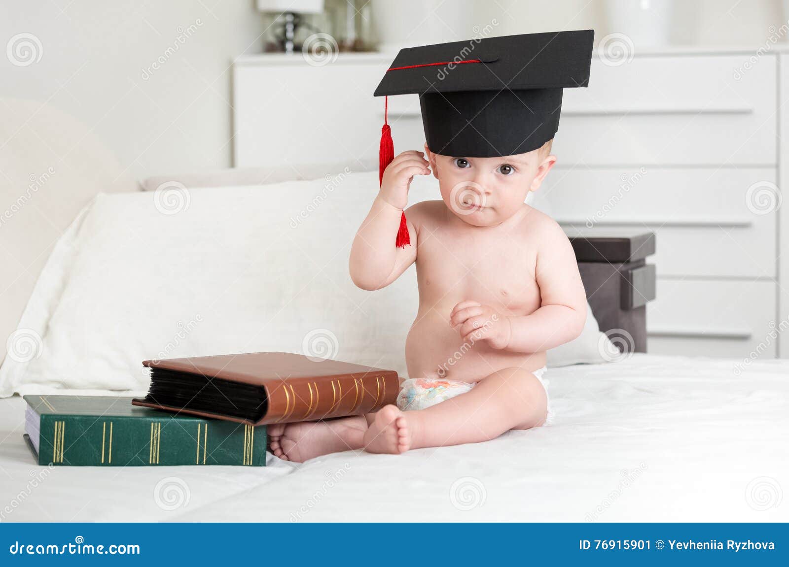 41 Baby Cap And Gown Stock Photos, High-Res Pictures, and Images - Getty  Images