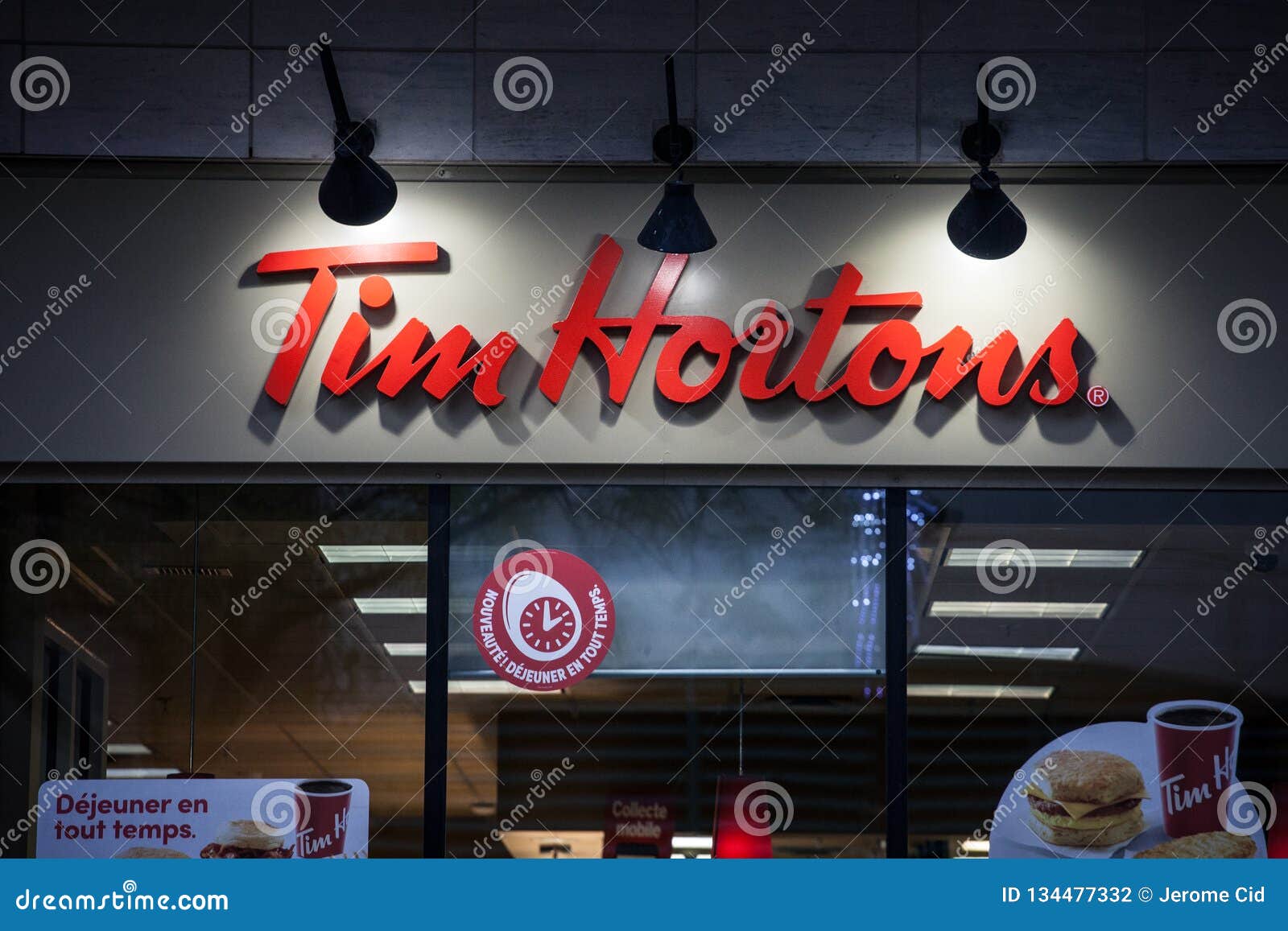 TIM HORTONS - 19 Photos - 605 Boul Rene Levesque, Montreal, Quebec - Coffee  & Tea - Restaurant Reviews - Phone Number - Yelp
