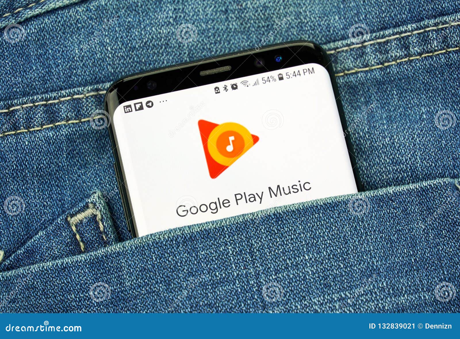 Google Play Music Stock Photos and Pictures - 1,454 Images