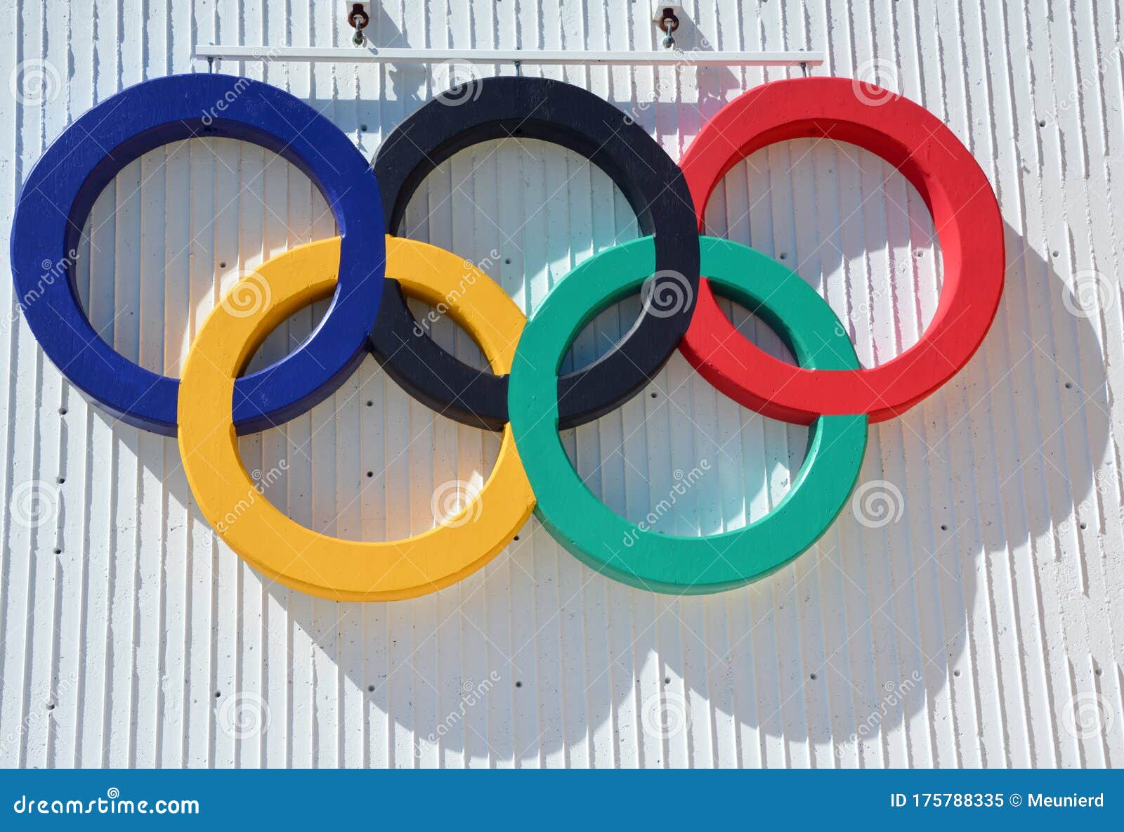 Image of Olympic Rings over Canada | Stock Image MXI21483