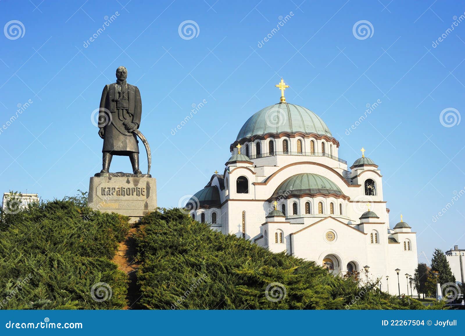 Monument dat Karageorge Petrovitch herdenkt. Monument dat Karageorge Petrovitch voor Kathedraal van Heilige Sava in Belgrado, Servië herdenkt