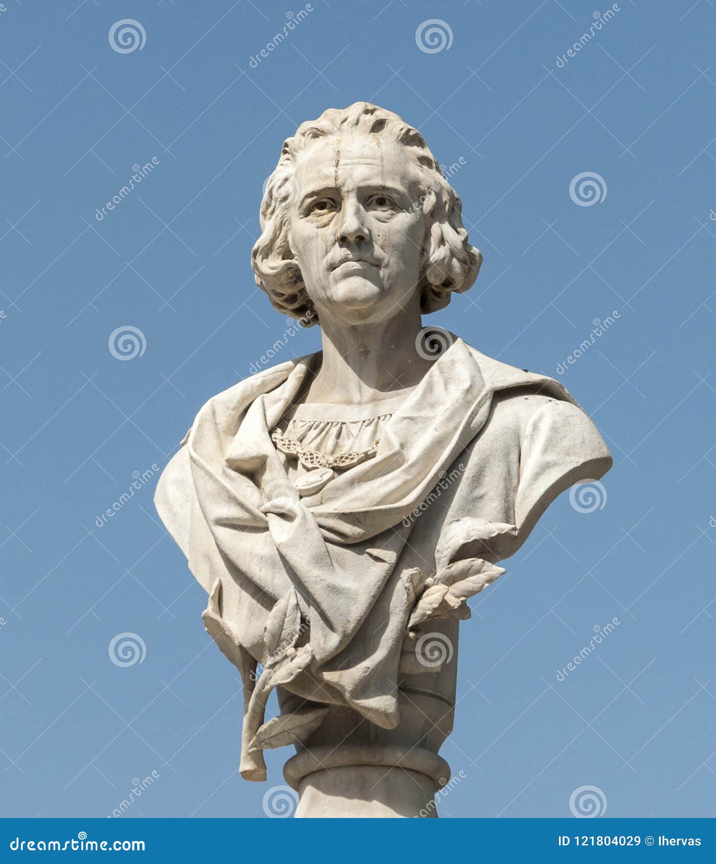 monument to cristopher columbus