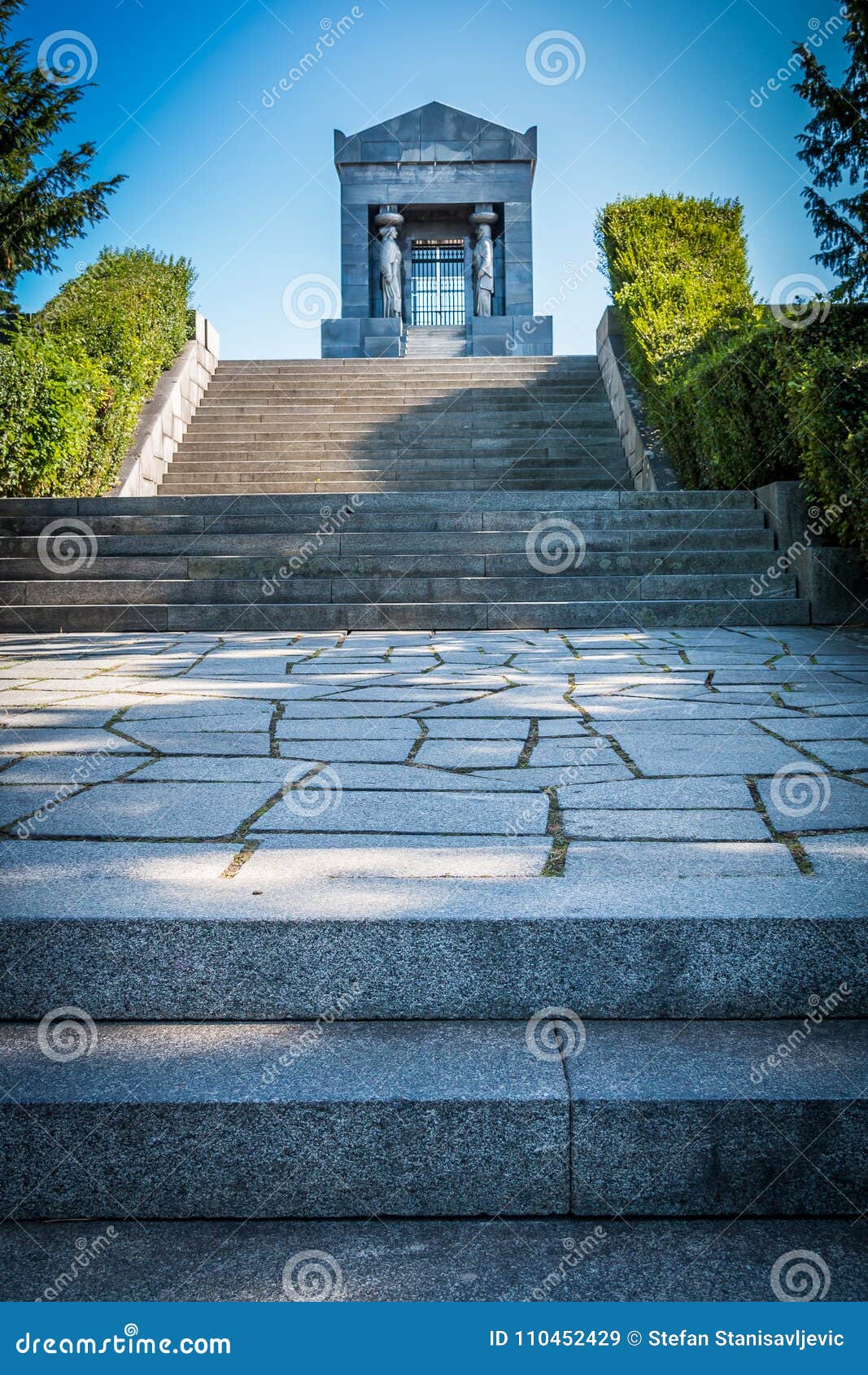monument to the unknown hero, serbia