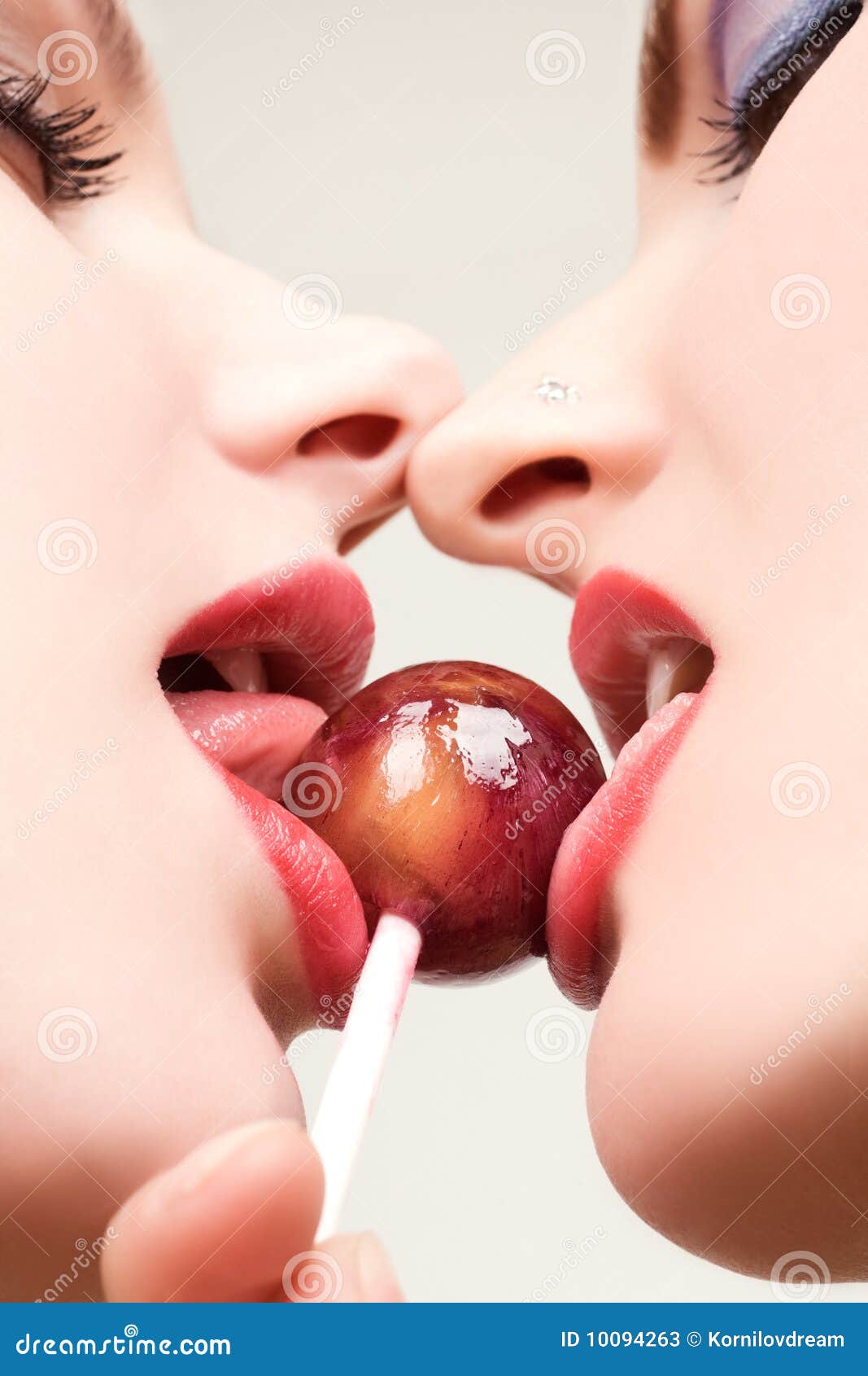 Lesbian cream loli pop threesome