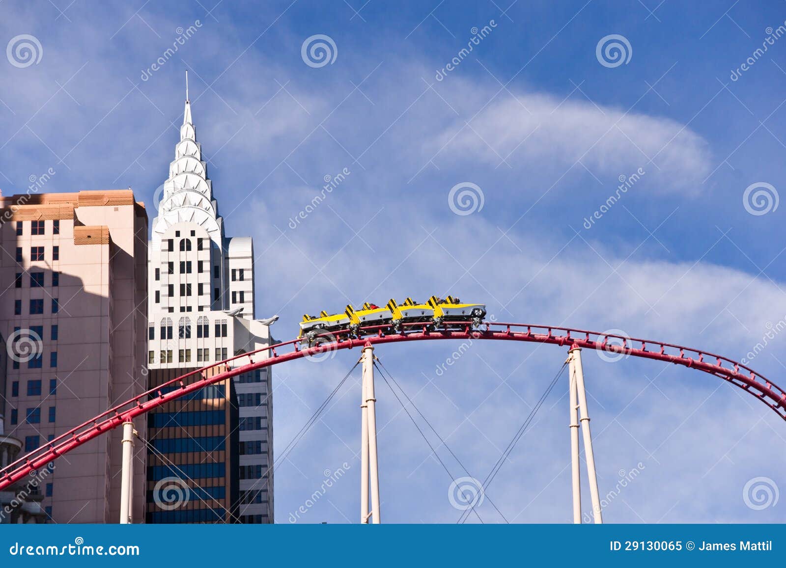 Big Apple Roller Coaster Las Vegas Stock Photo - Download Image Now - Las  Vegas, Rollercoaster, 2015 - iStock