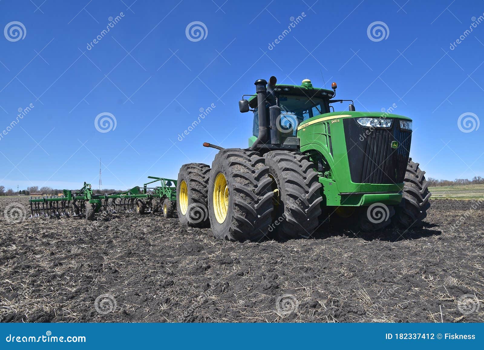 John Deere 94r Tractor Digging A Field For Spring Planting Editorial Photography Image Of Tire Iron