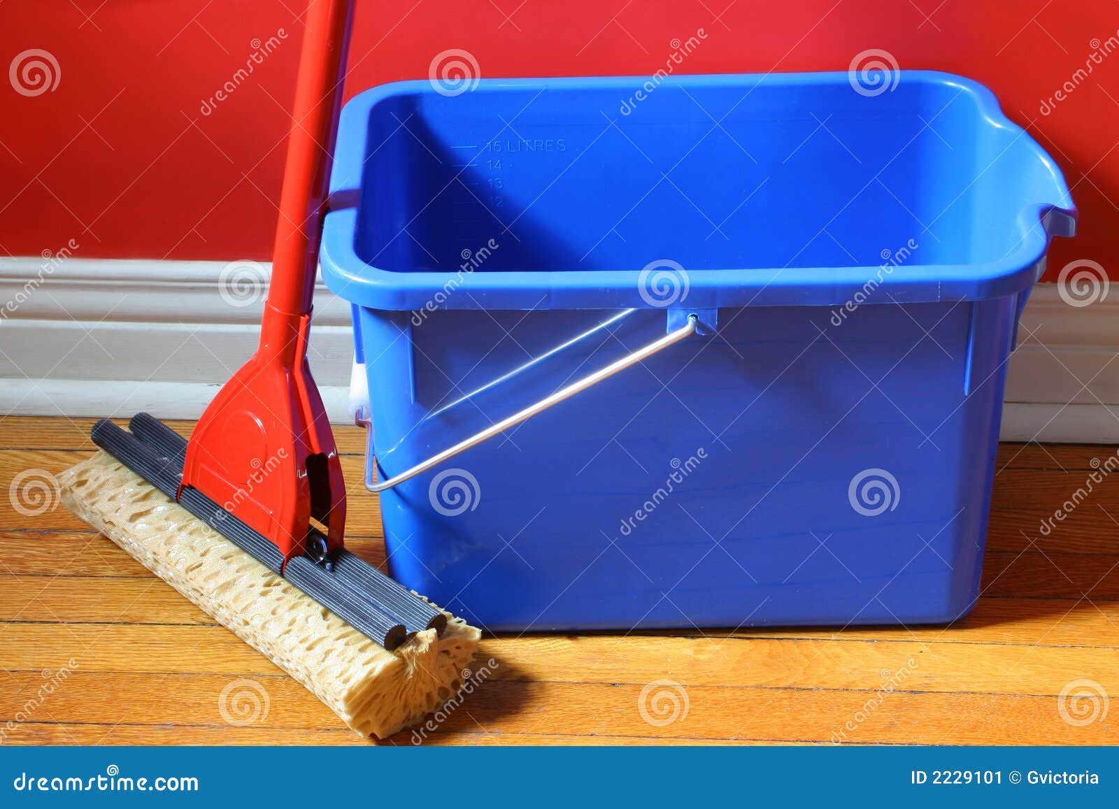 202 Mop Buckets Stock Photos - Free & Royalty-Free Stock Photos from  Dreamstime