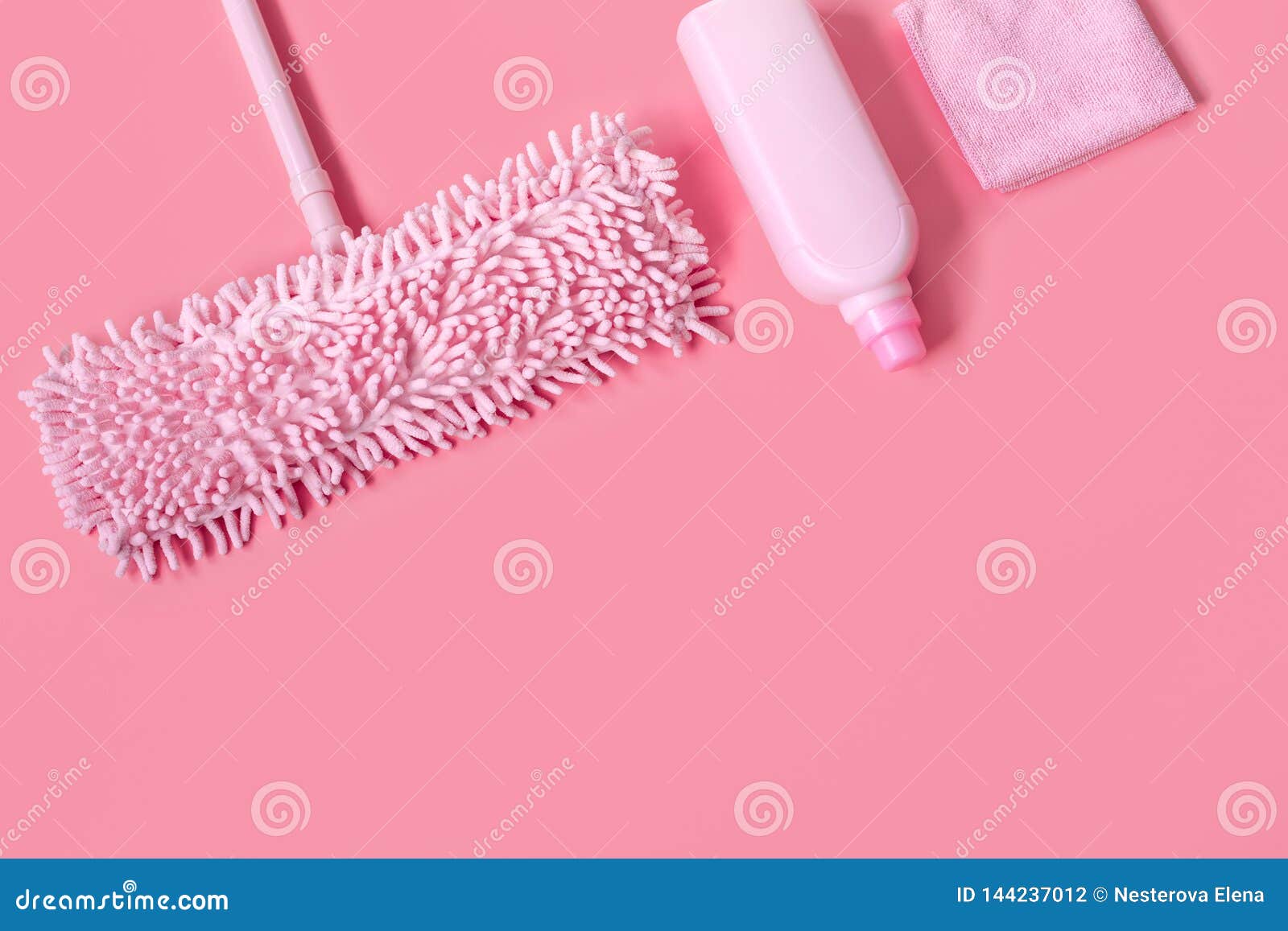 https://thumbs.dreamstime.com/z/mop-rag-detergent-pink-set-background-spring-cleaning-copy-space-144237012.jpg