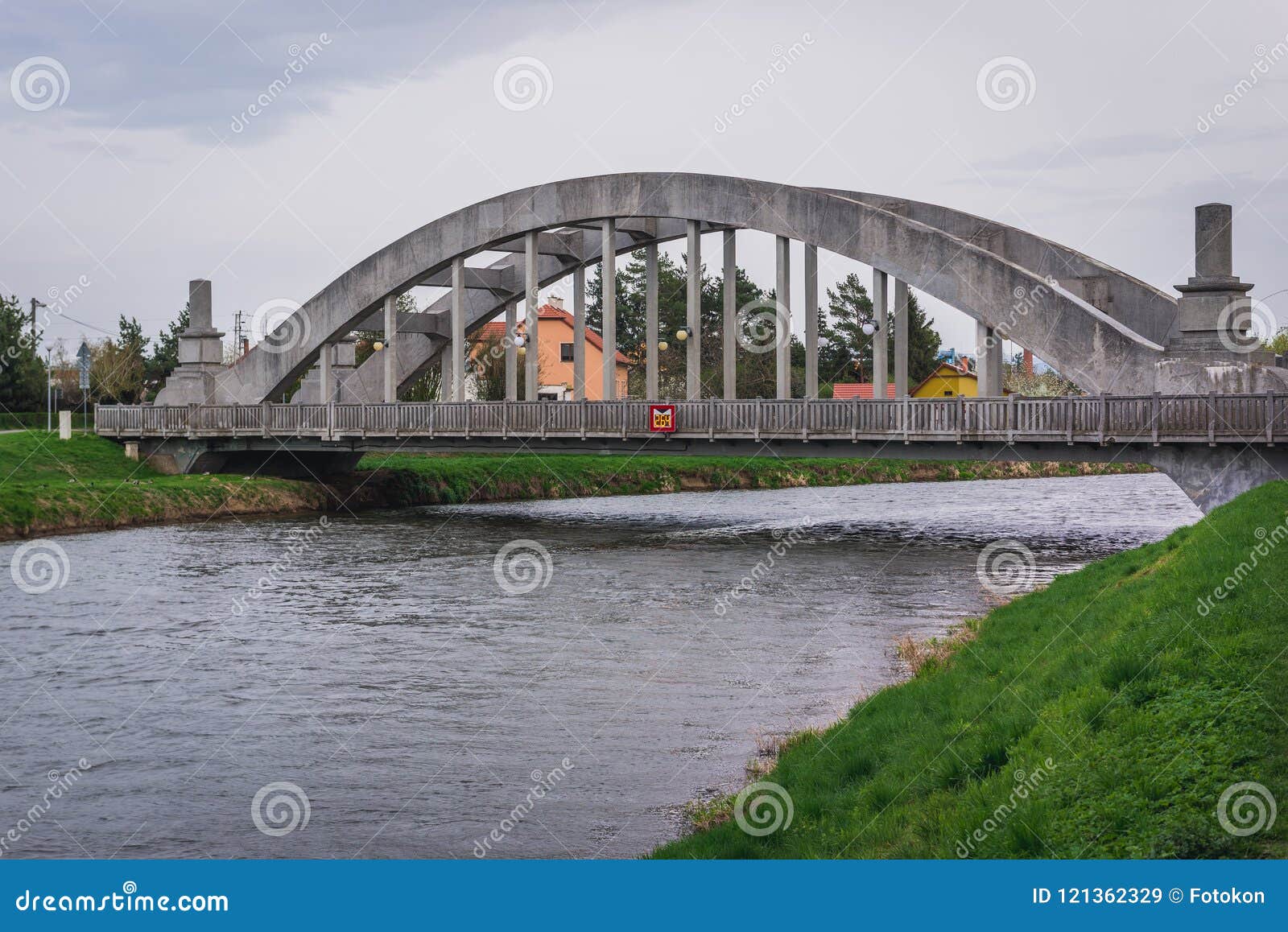 morava river in uhersky ostroh