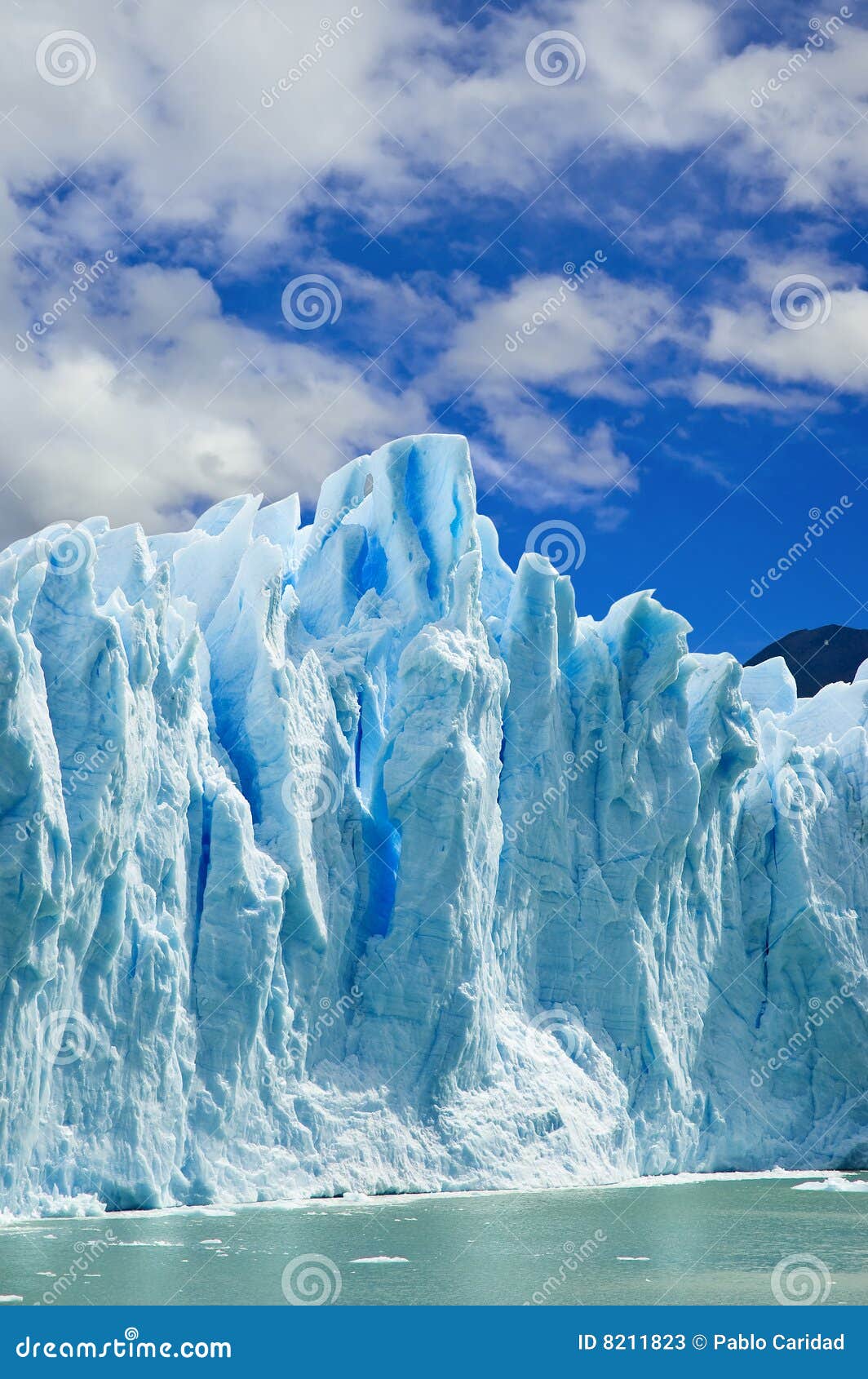 moreno glacier, patagonia argentina.