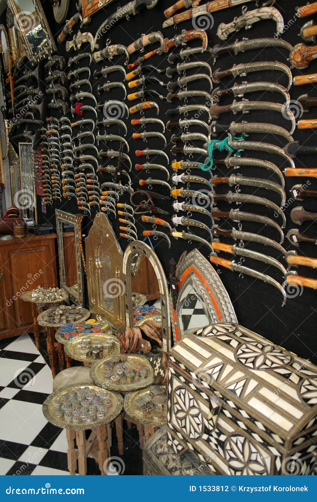 moroccan souvenir shop