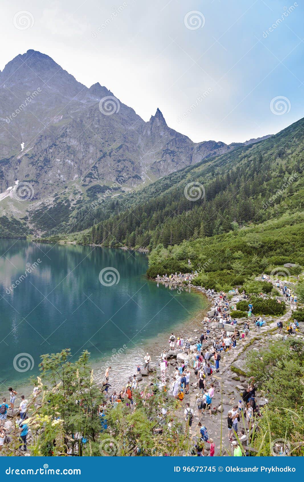 Morskie Oko Jezioro W Wysokich Tatrzanskich Gorach Polska Obraz