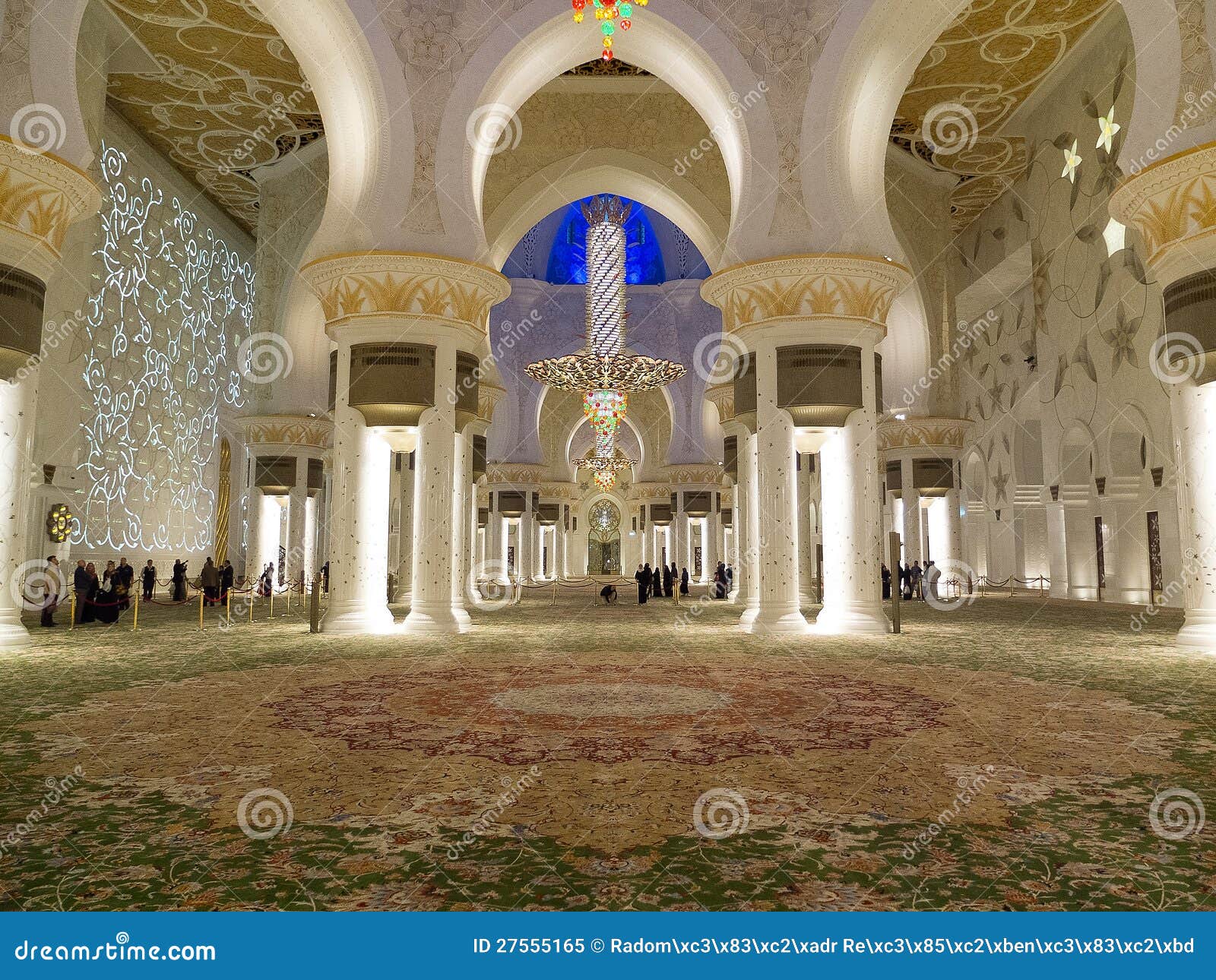 Moschee Des Scheichs Zayed In Abu Dhabi Nach Innen Redaktionelles Bild Bild Von Arabien Dekoration