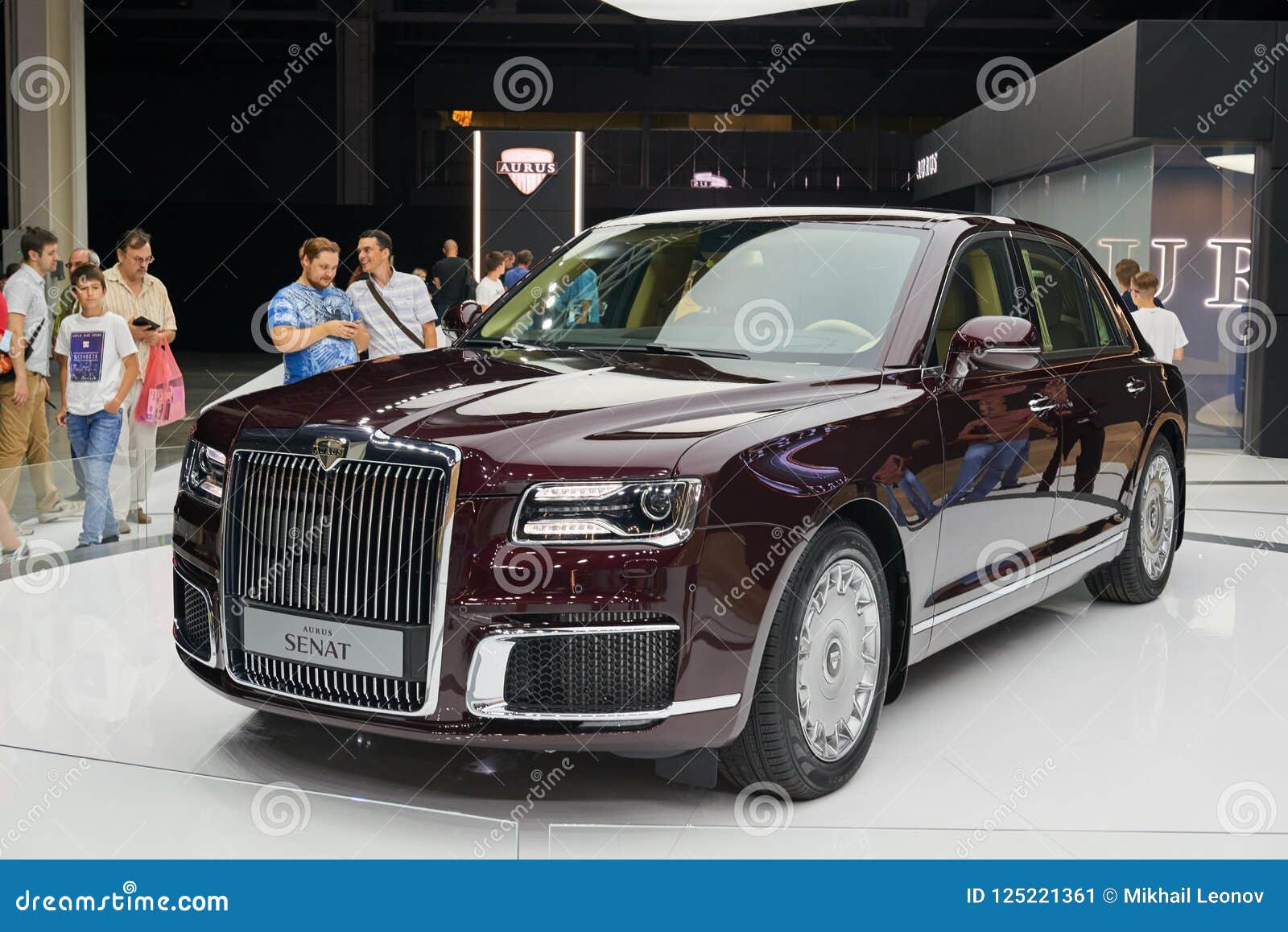 https://thumbs.dreamstime.com/z/moscow-aug-new-all-wheel-drive-powerful-russian-luxury-car-aurus-senat-automotive-exhibition-mmac-executive-ca-moscow-aug-new-125221361.jpg