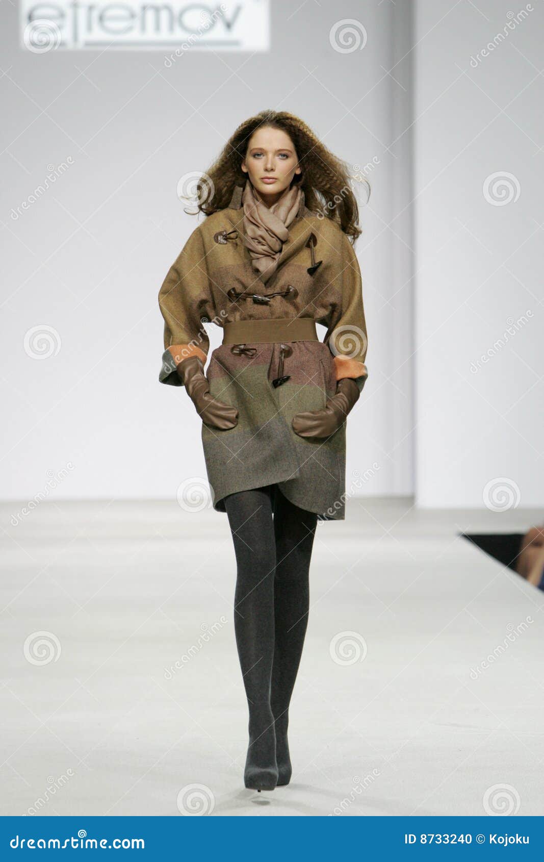 Moscow Fashion Week editorial image. Image of creation - 8733240