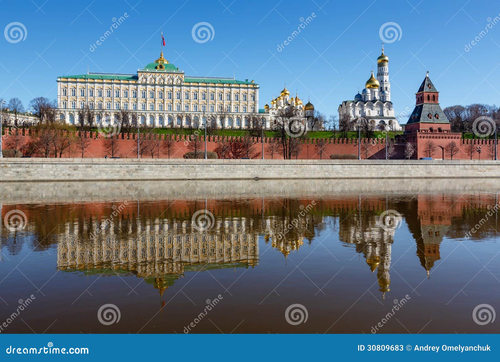 moscow kremlin and ivan the great bell tower