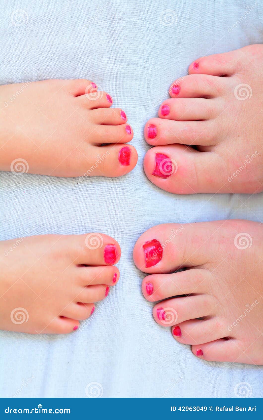 Solid Color Press on Nails for Feet Short Fake Toenails Glossy  Black/Purple/White Wearable False