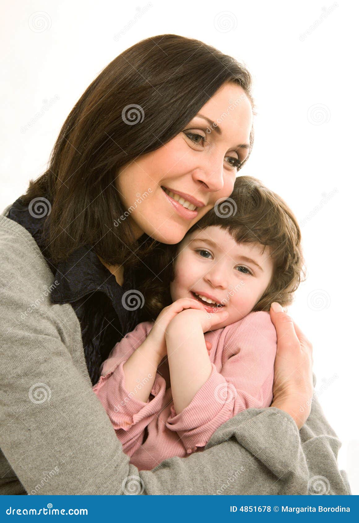 Mom fucks daughter and friend Mom fucks daughter and friend