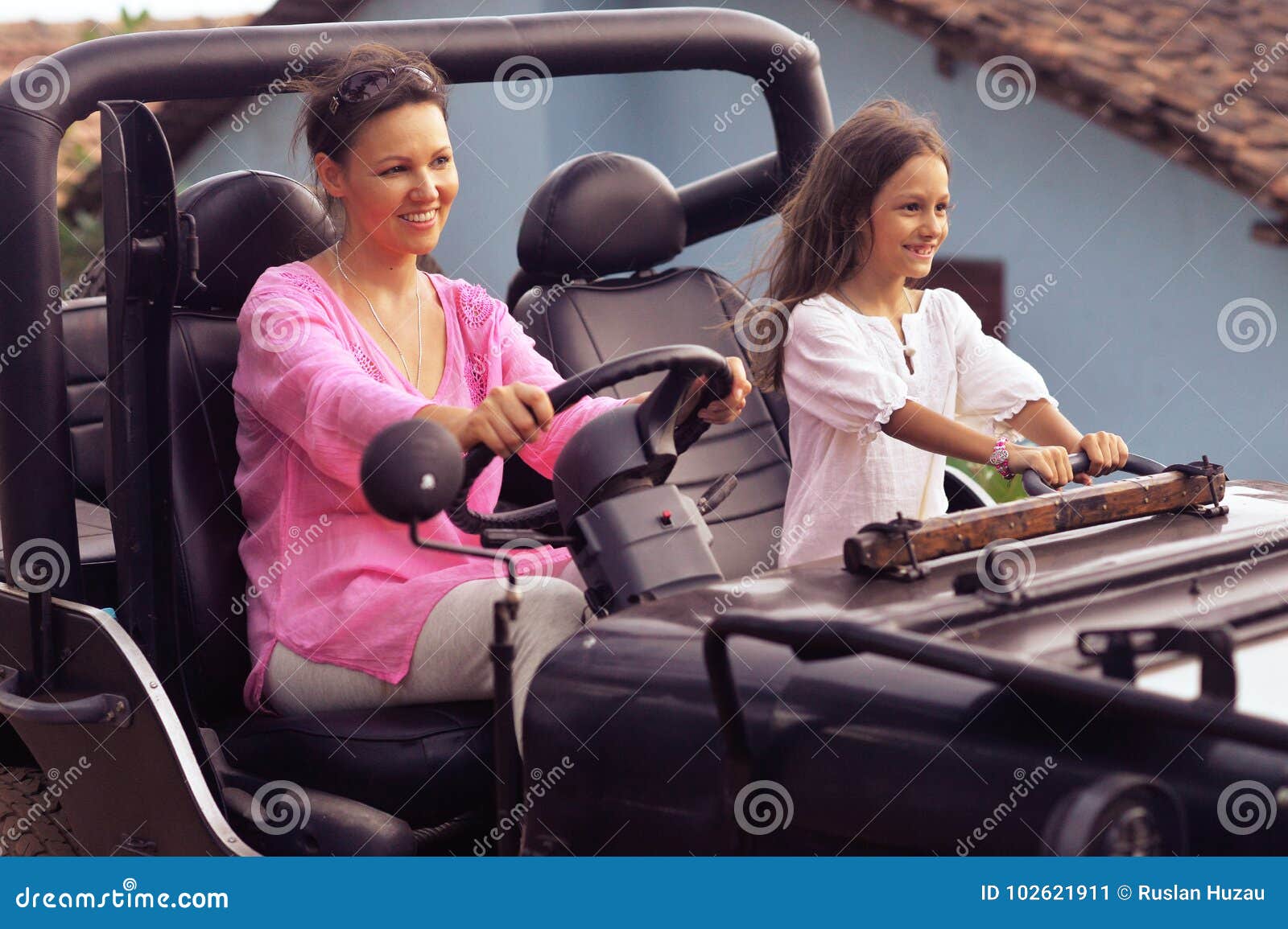 Mother And Daughter In Car Stock Image Image Of Life 102621911