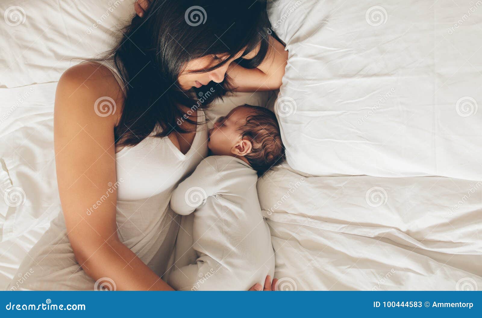 Mother and Son Sleeping Together on Bed Stock Image - Image of ...