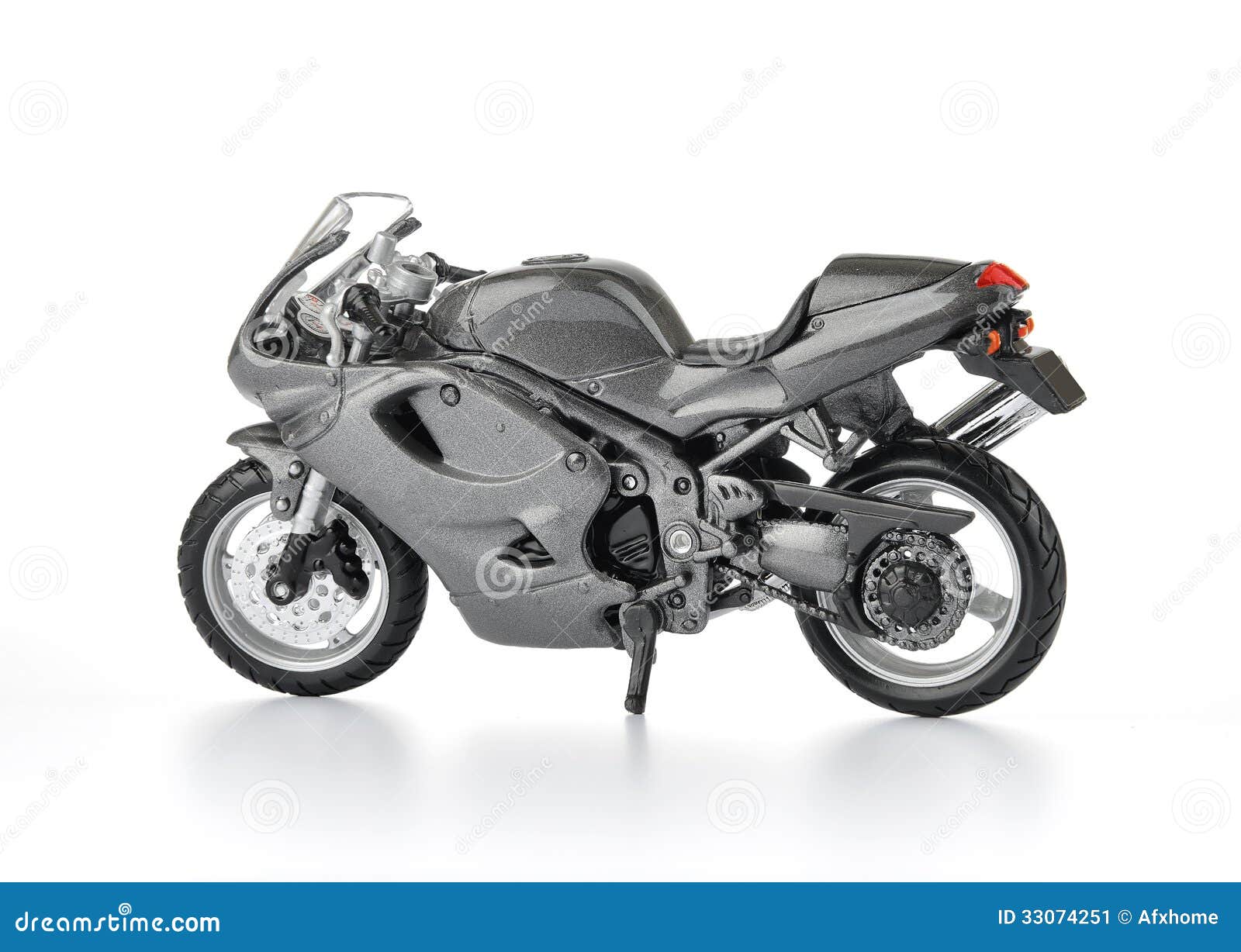 Motociclo Sobre Fundo Branco Imagem de Stock - Imagem de punho, branco:  33074251, image size:1600x1228