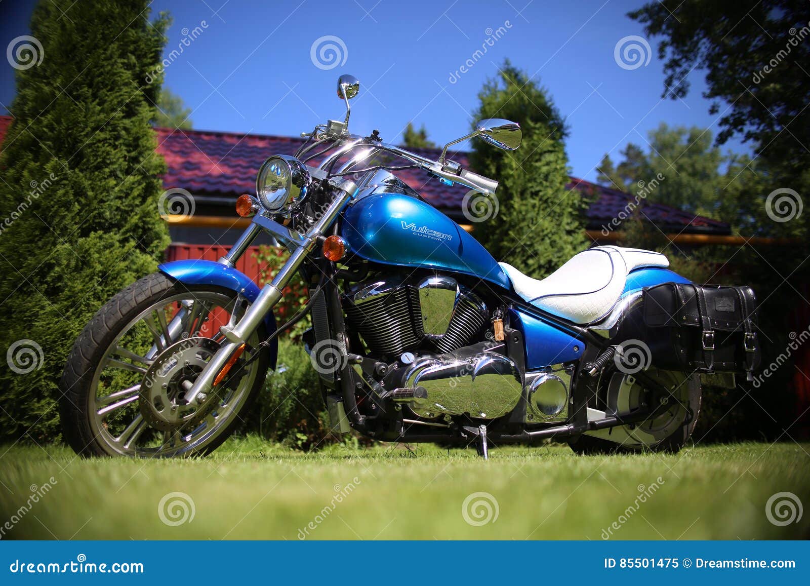 Motocicleta, De Encargo, Azul Imagen editorial - Imagen de blanco, wallpapers: 85501475